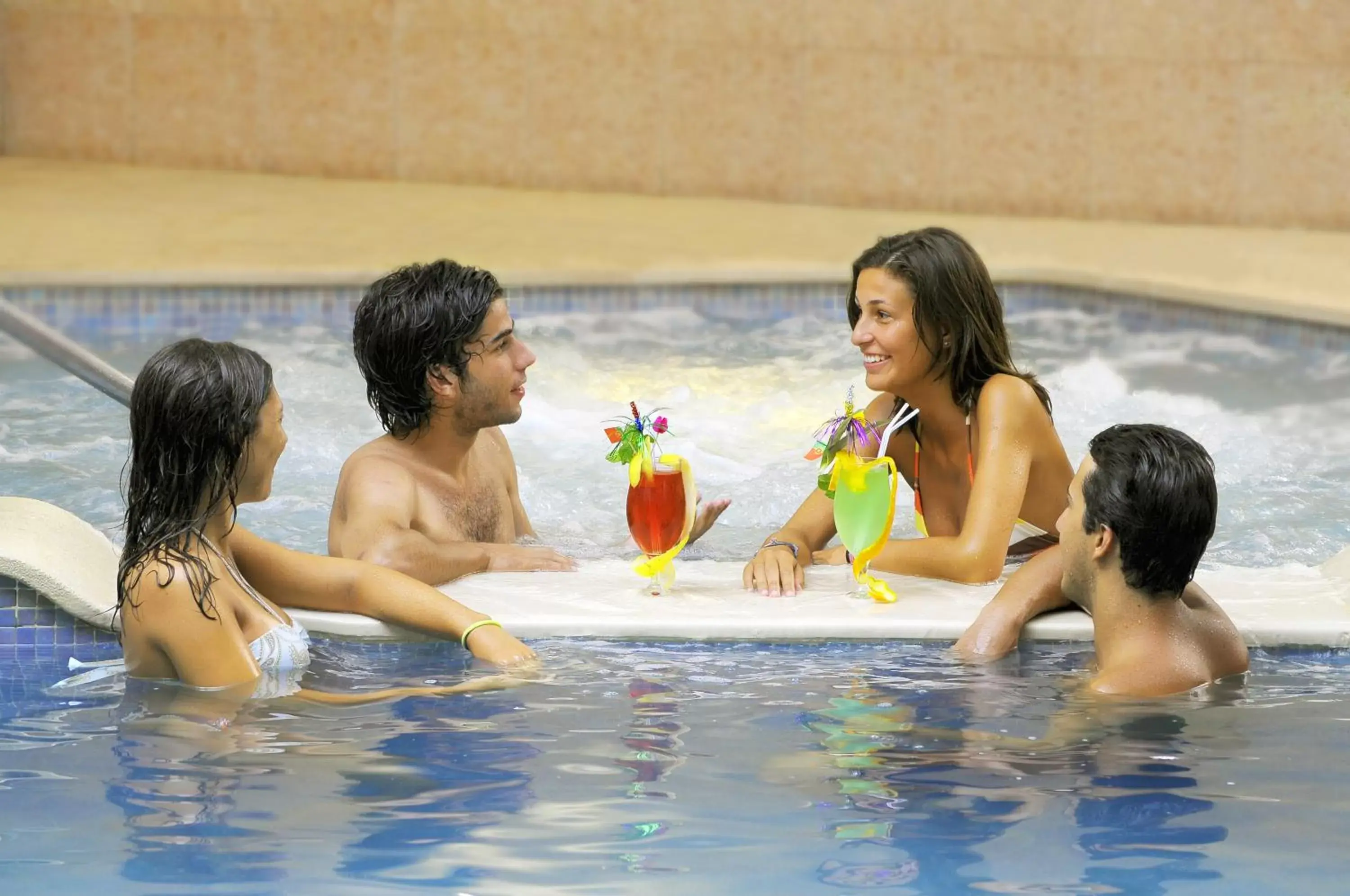 Spa and wellness centre/facilities, Swimming Pool in Balaia Golf Village