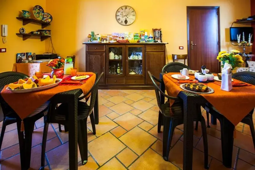 Dining area, Restaurant/Places to Eat in Profumo di Zagara