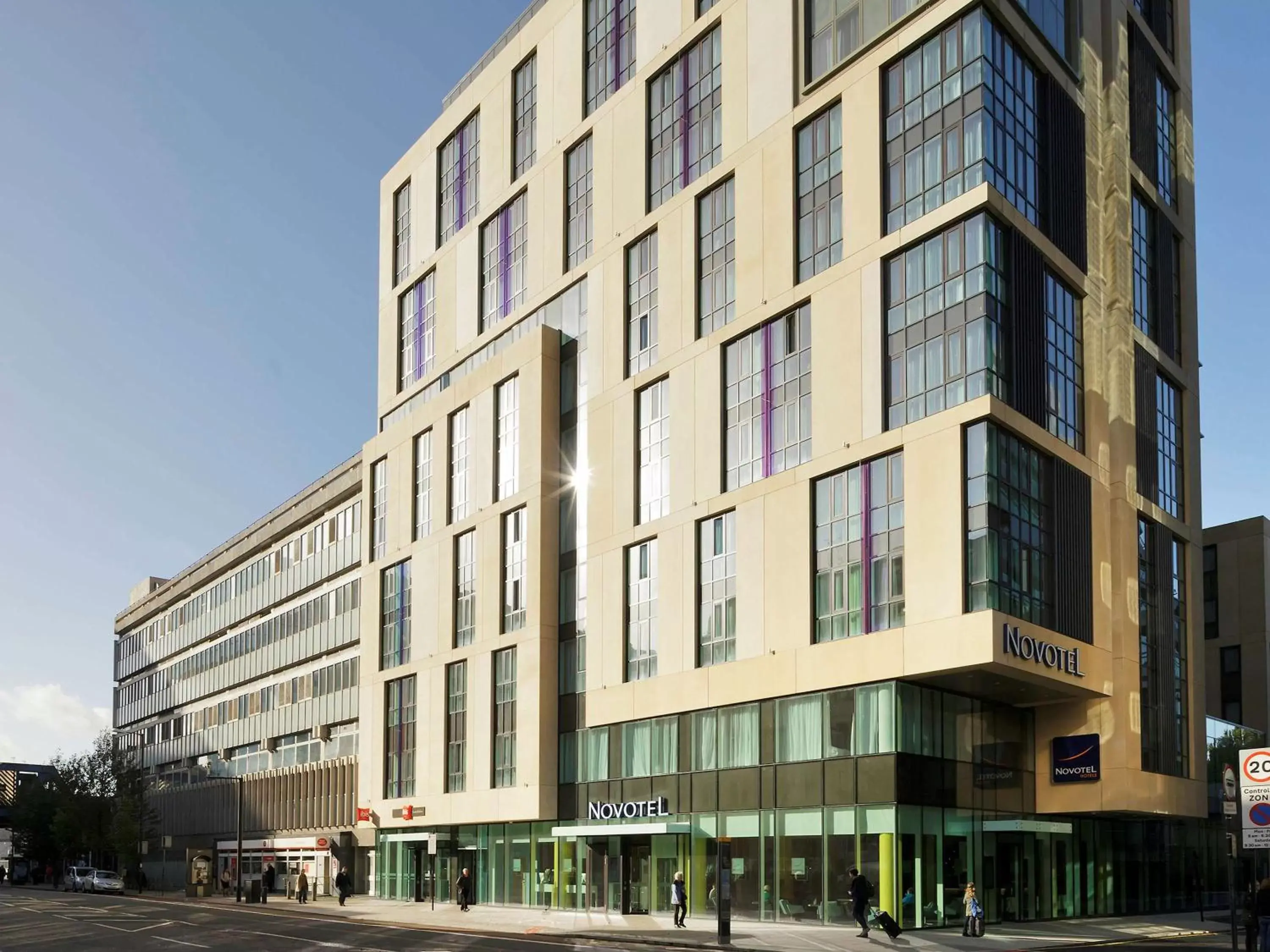 Property building in ibis London Blackfriars Property building in ibis London Blackfriars