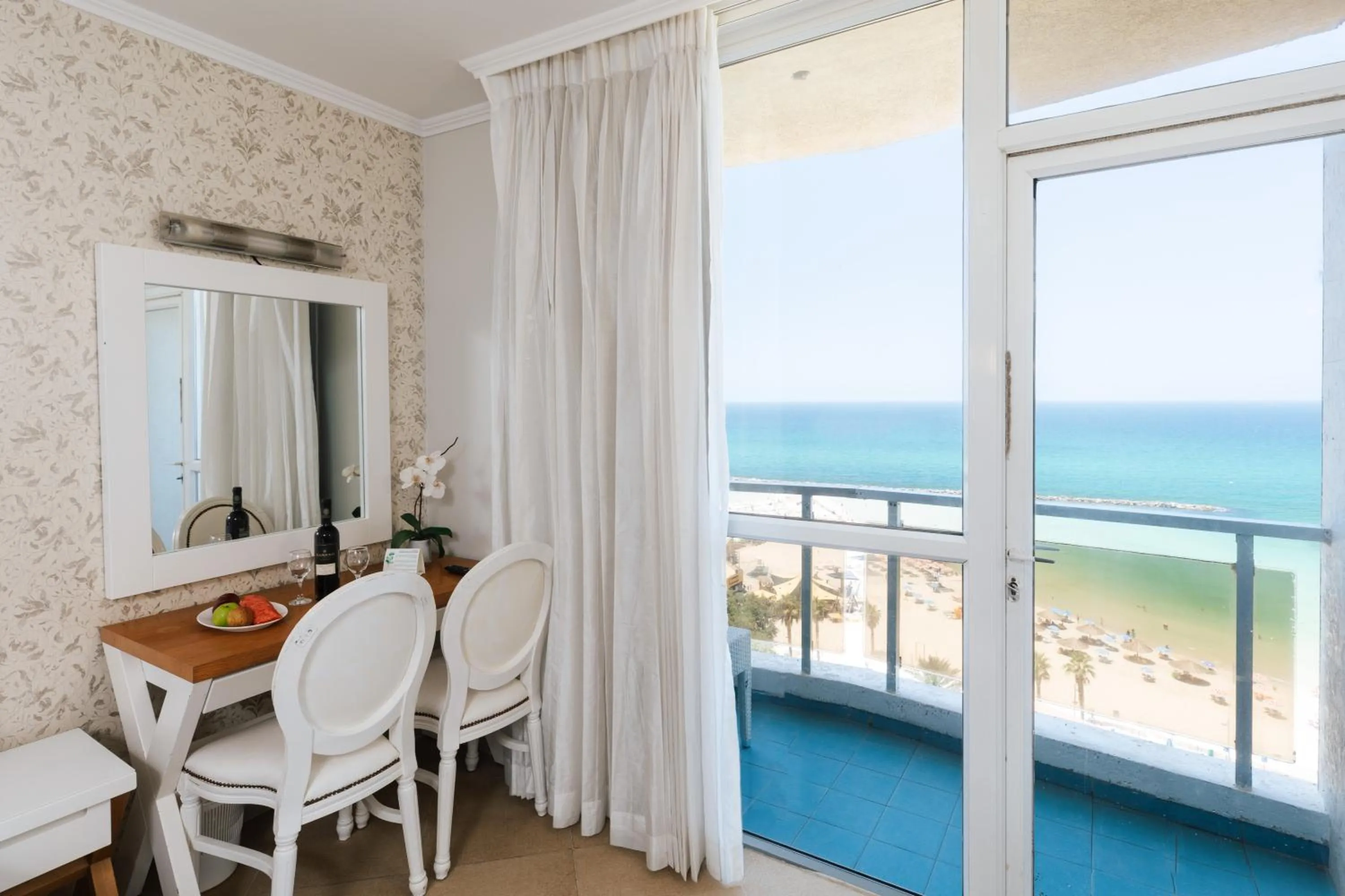 Natural landscape in Residence Hotel