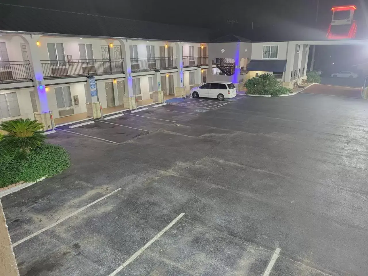 Property building in Econo Lodge Inn & Suites Near Lackland AFB
