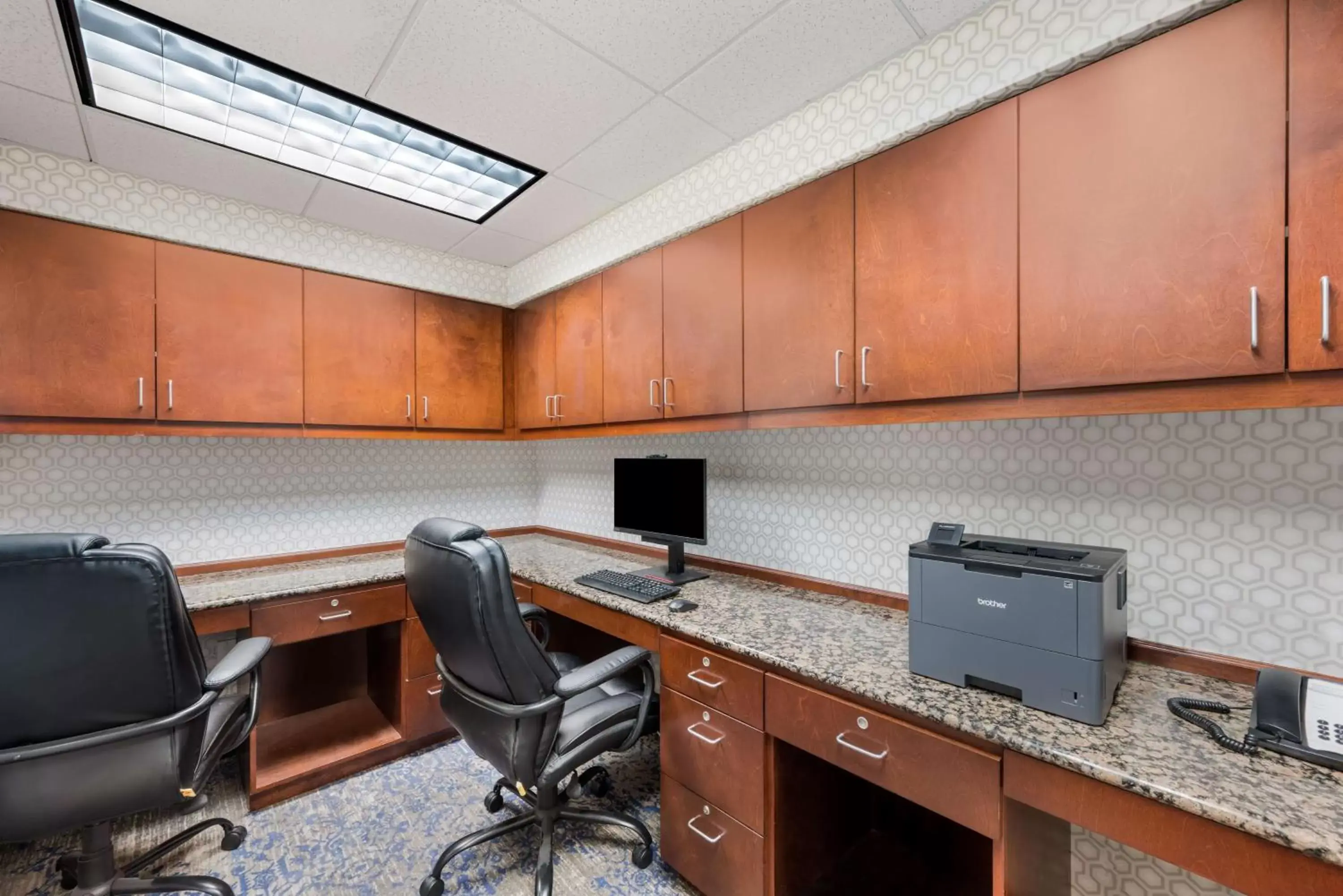 Business facilities, Business Area/Conference Room in Hampton Inn and Suites Fredericksburg