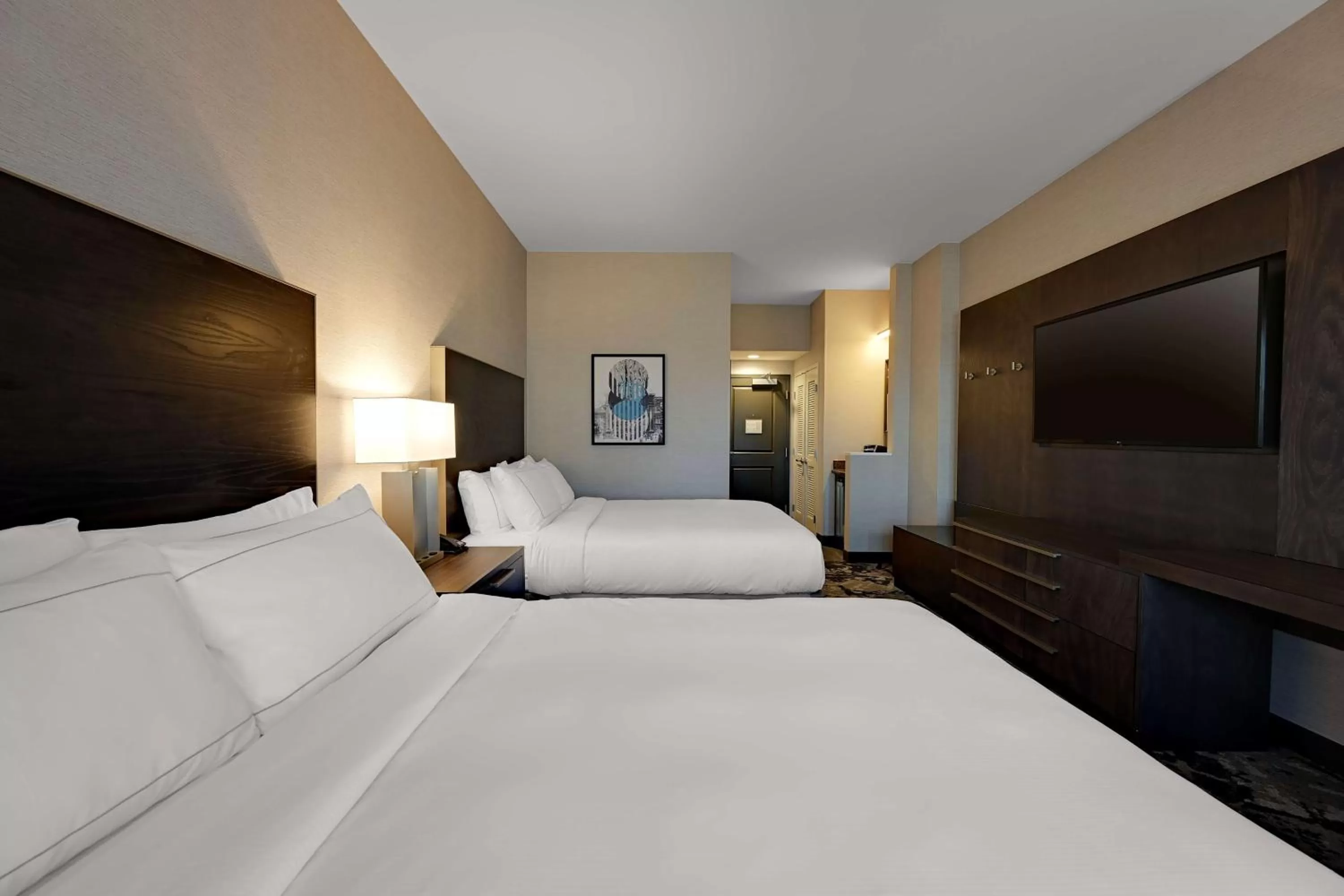 TV and multimedia, Bed in DoubleTree by Hilton Denver International Airport, CO