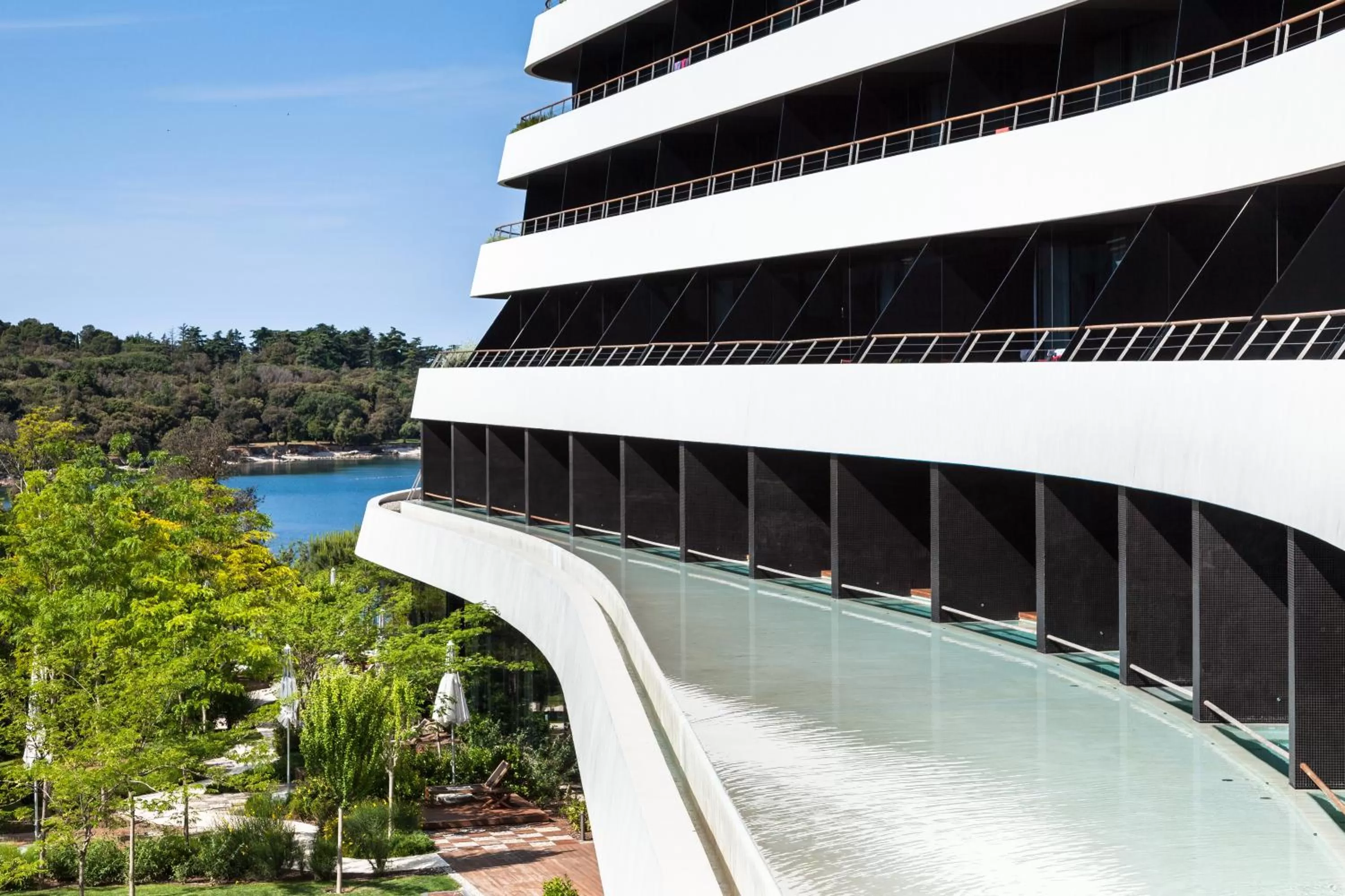 Facade/entrance in Lone Hotel by Maistra Collection