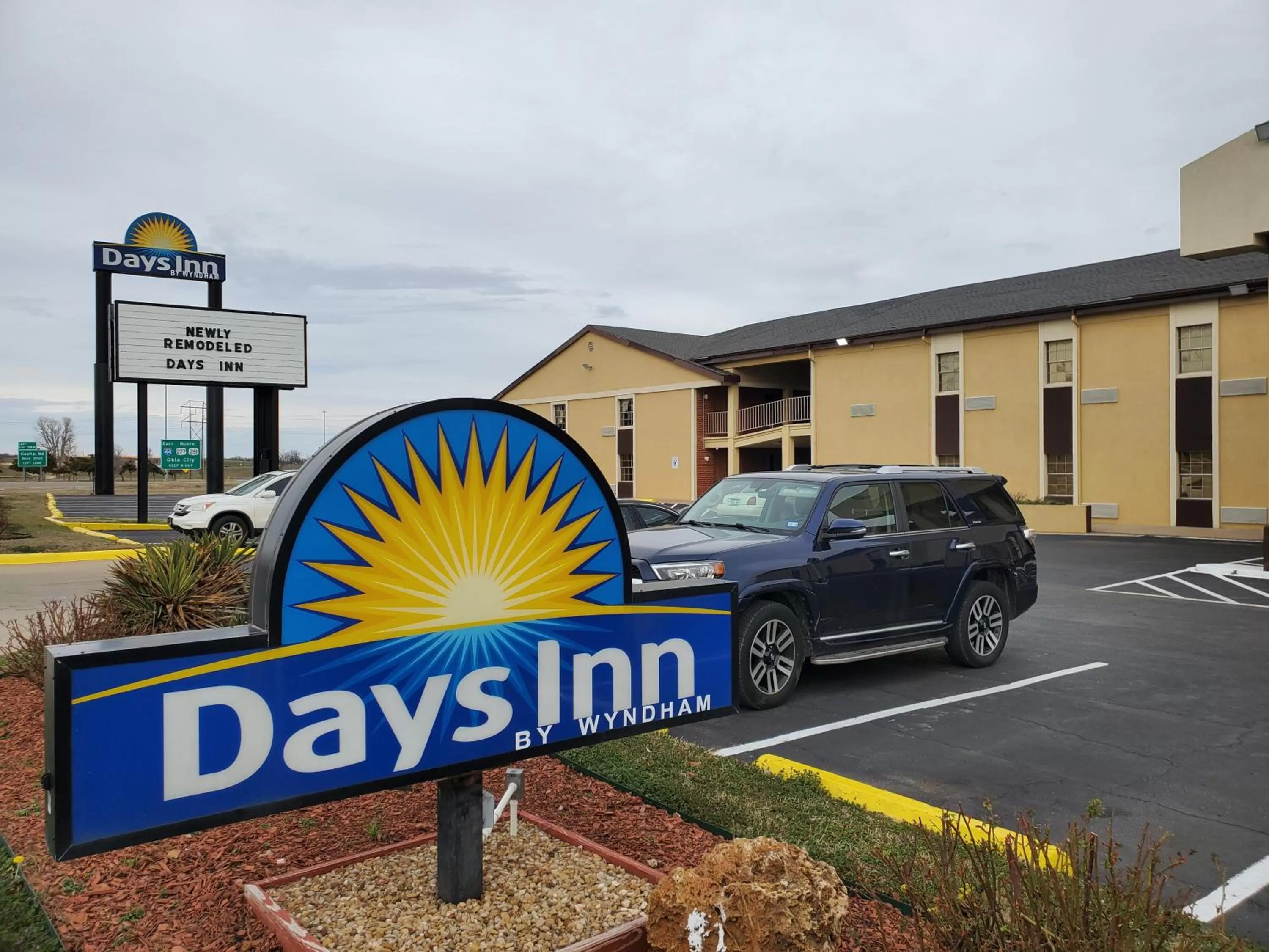 Days Inn by Wyndham Lawton
