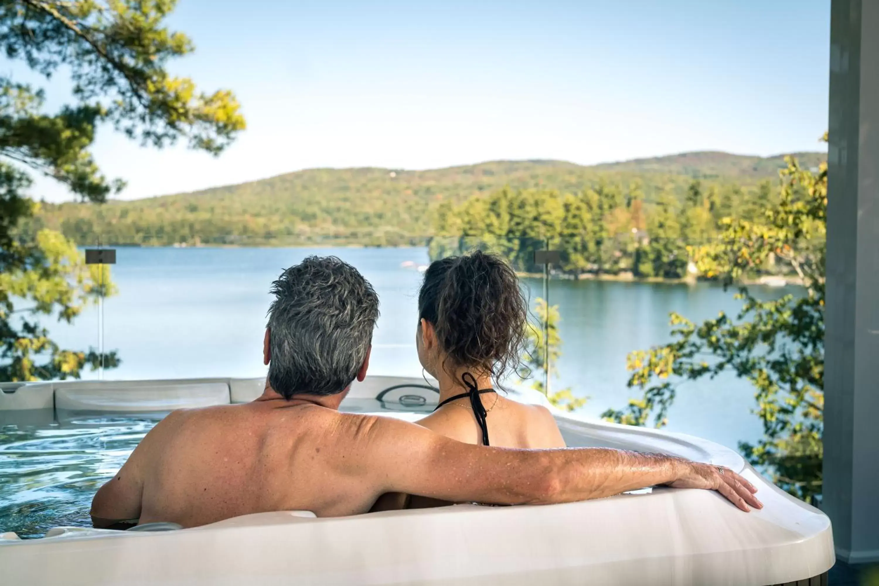 Hot Tub in Ripplecove Hotel & Spa