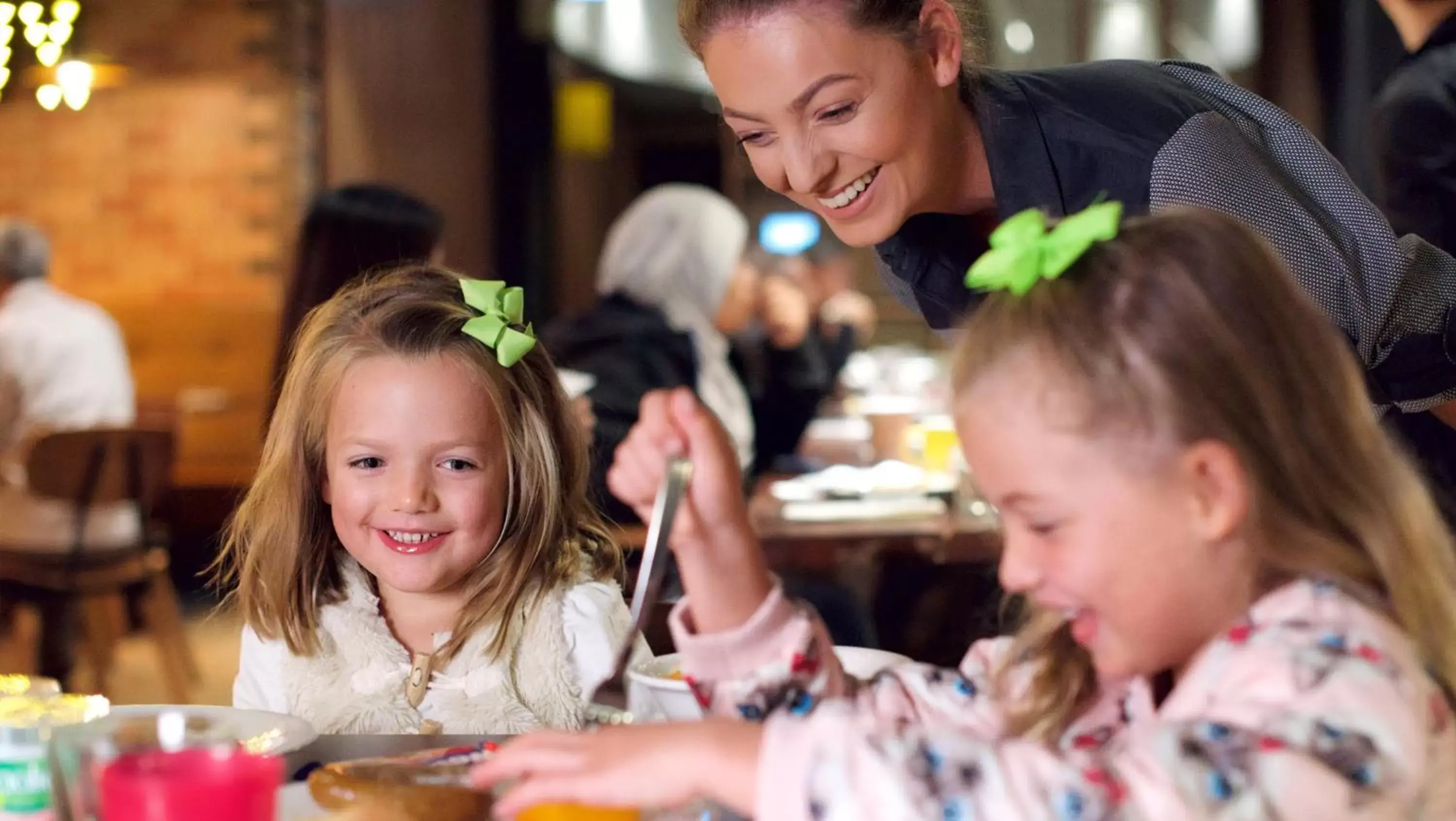 Restaurant/places to eat, Family in Holiday Inn Perth City Centre, an IHG Hotel