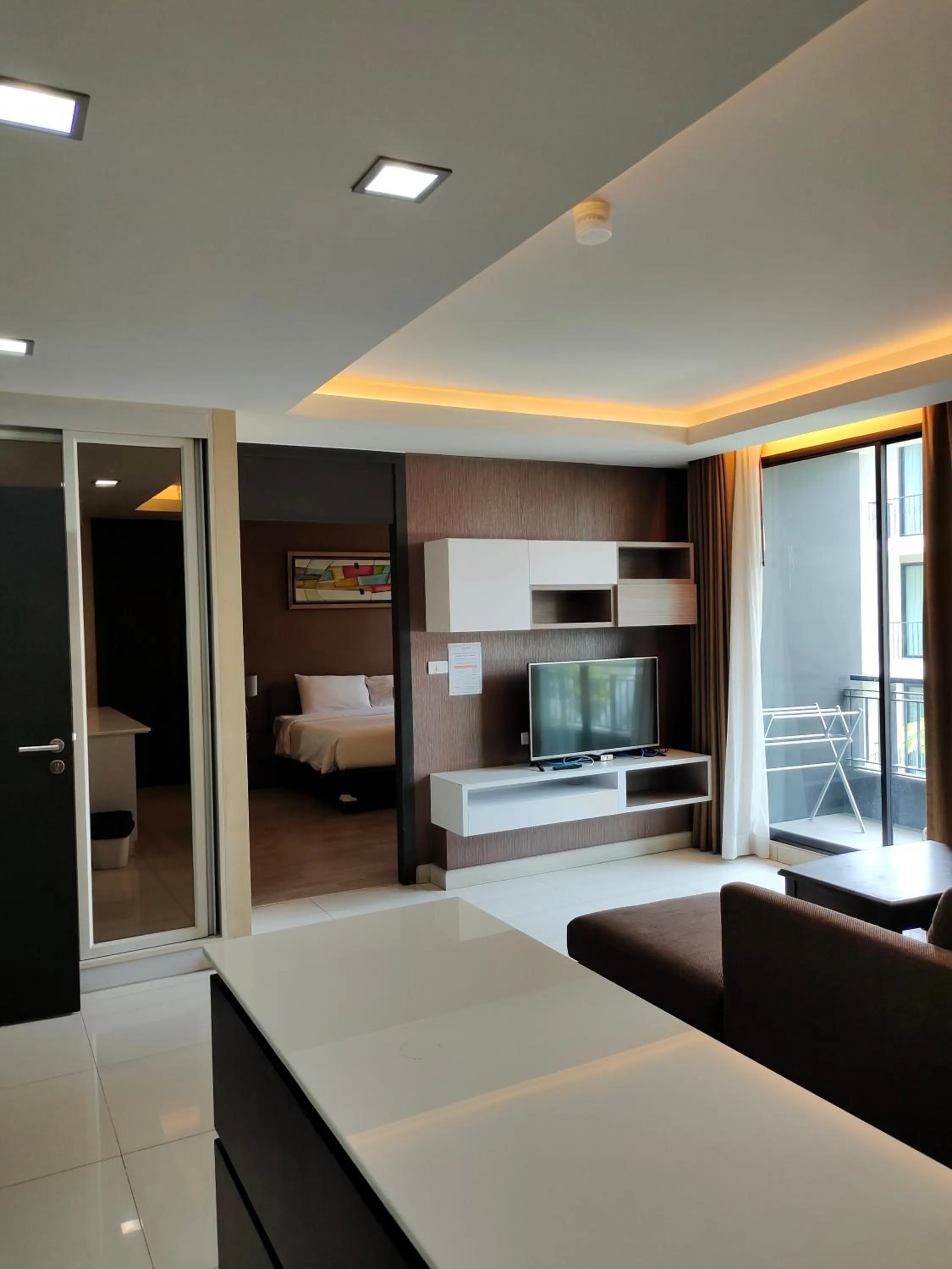 Bed in Avatar Suites Hotel - SHA Extra Plus