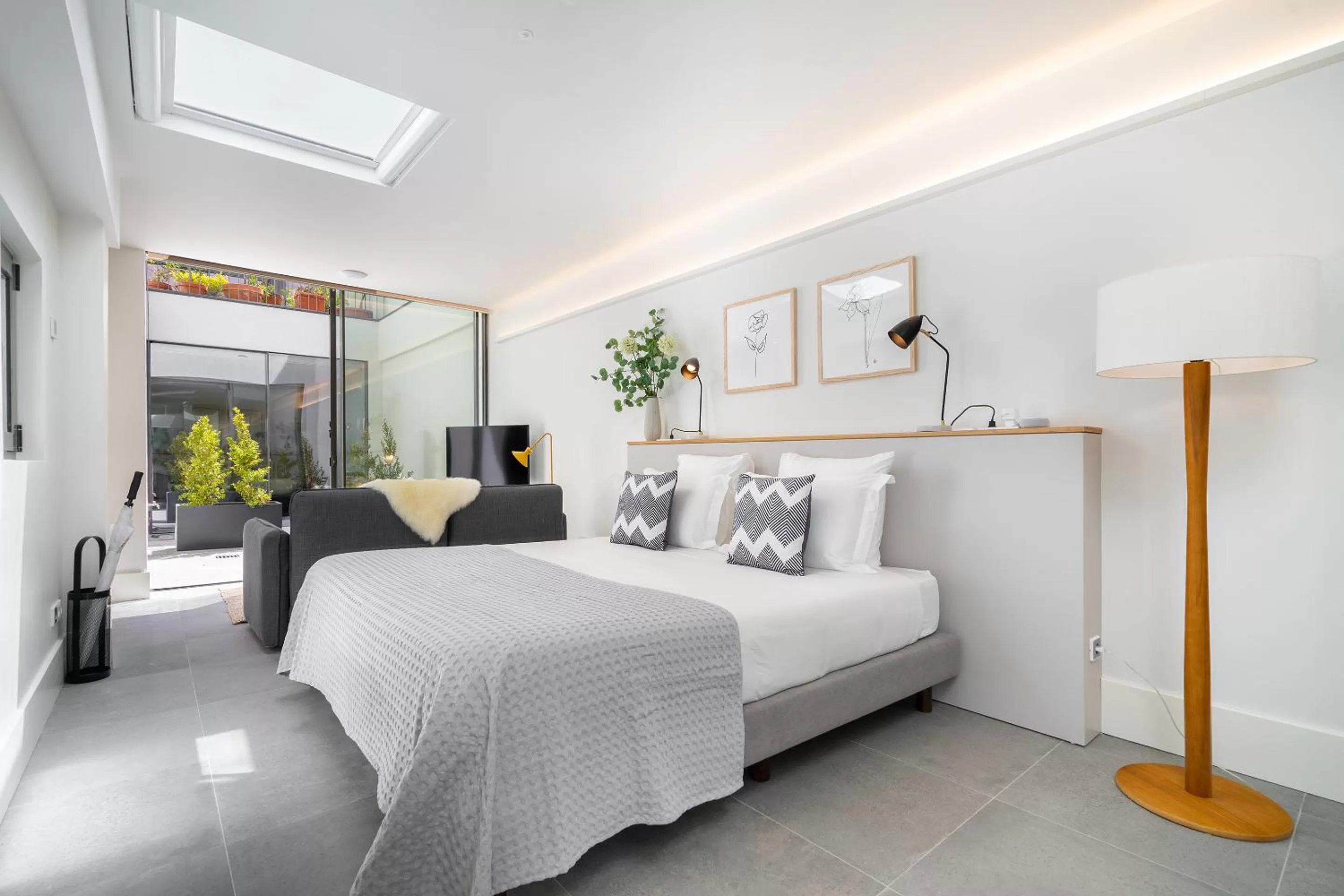 Bedroom, Bed in Canto De Luz - Luxury Maison