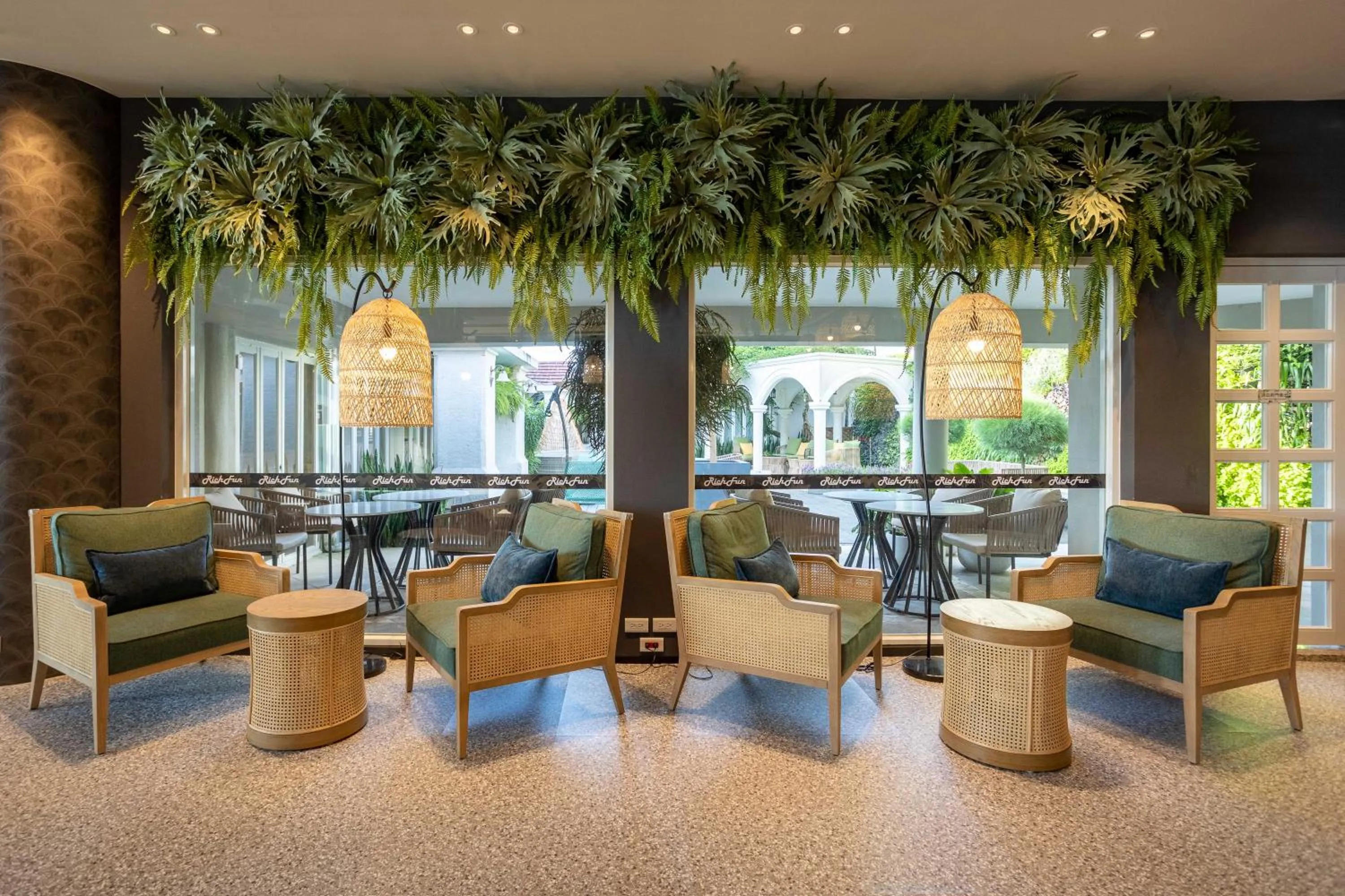 Seating area in Hualien Farglory Hotel