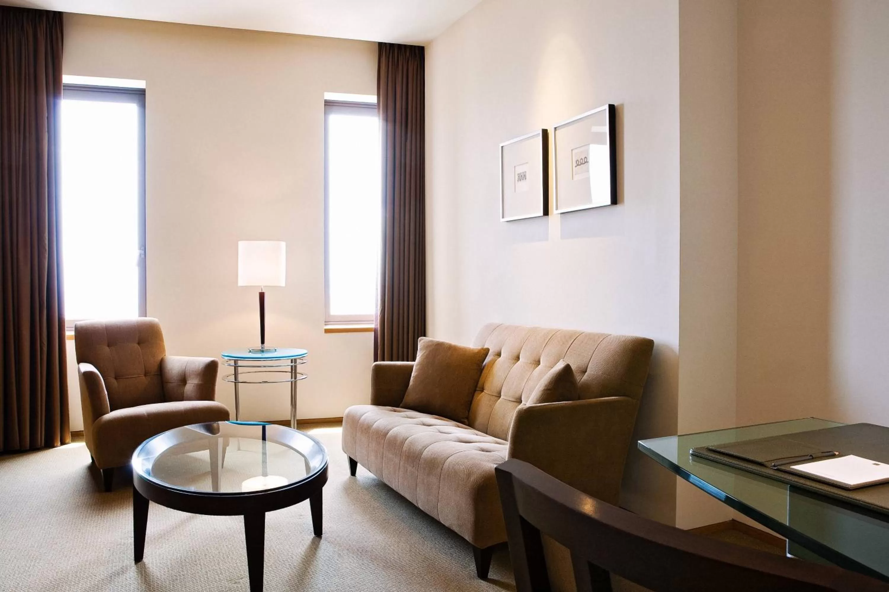 Living room in Ambassador Hotel Hsinchu
