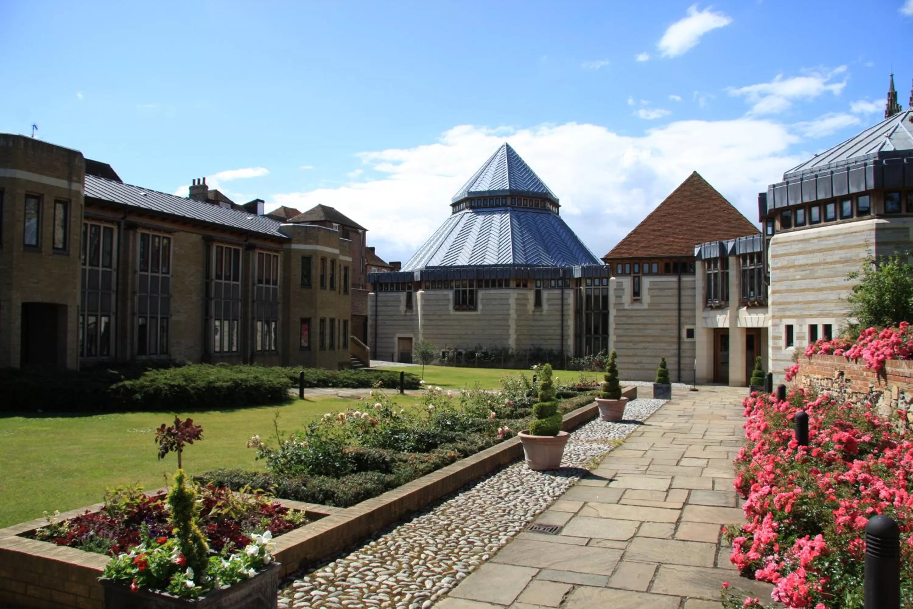 Facade/entrance in Canterbury Cathedral Lodge
