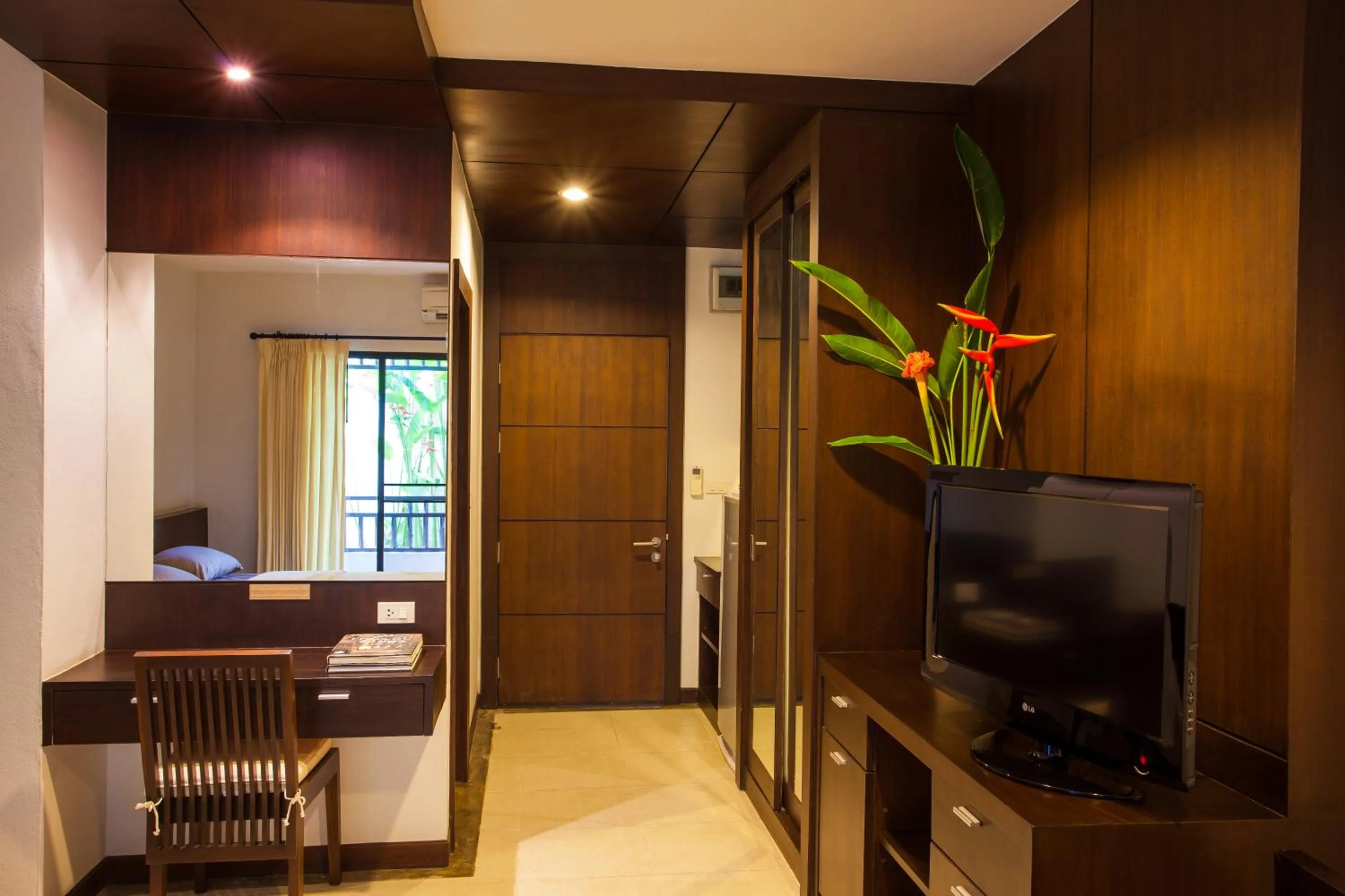 Communal lounge/ TV room in Sang Serene House