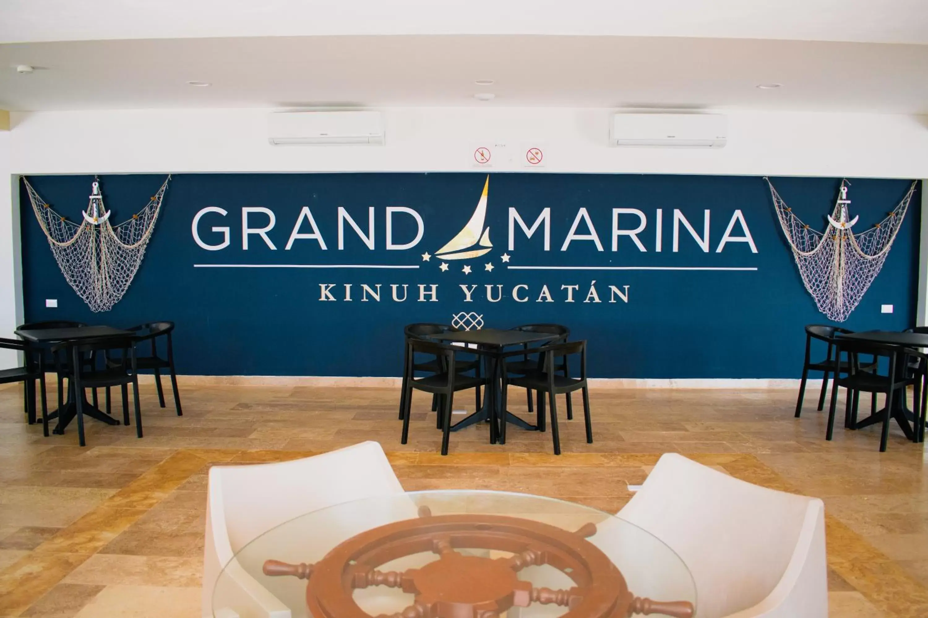 Lounge or bar in Villas Grand Marina Kinuh