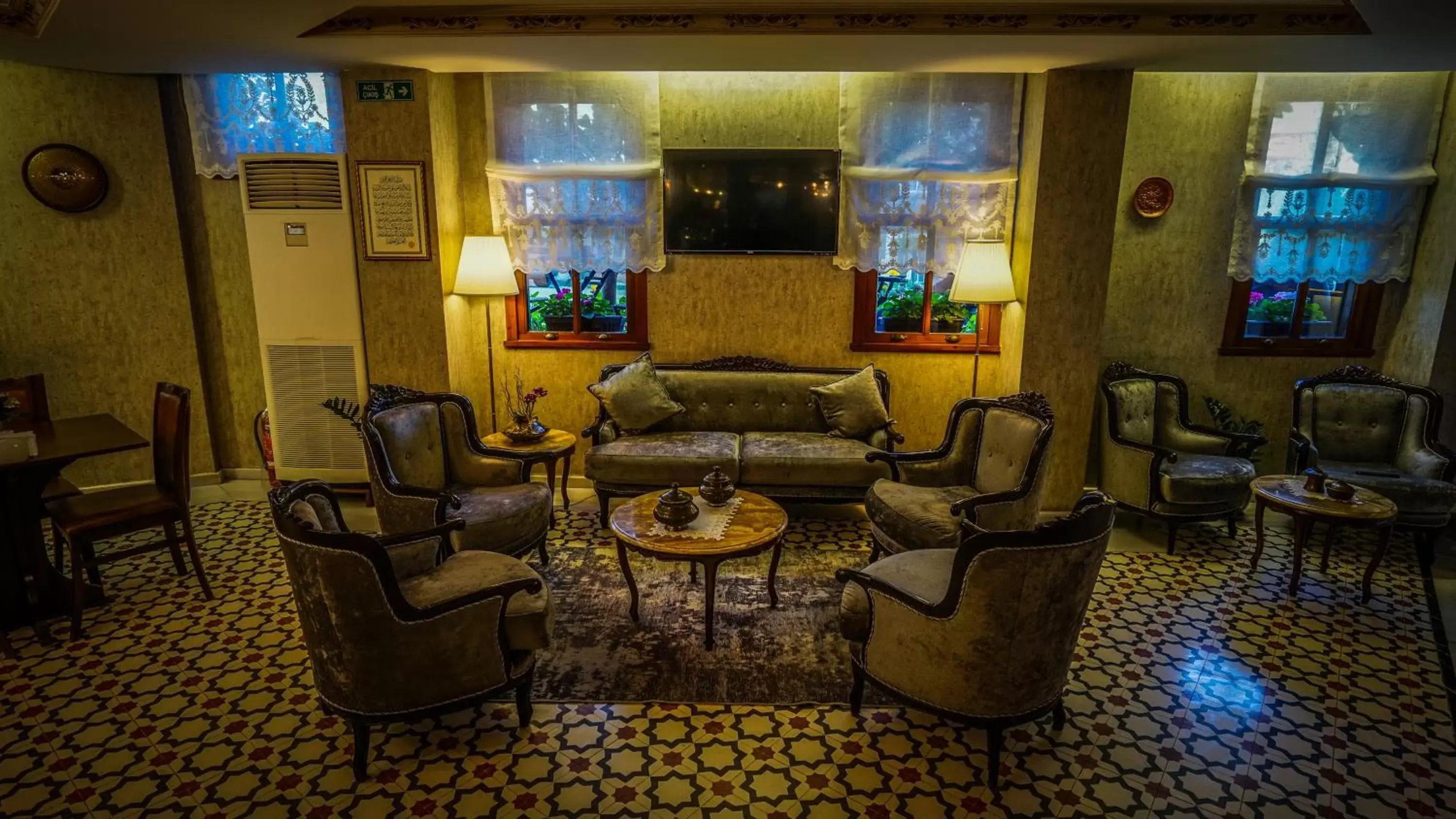Lobby or reception, Lounge/Bar in Yusufpasa Konagi - Special Class