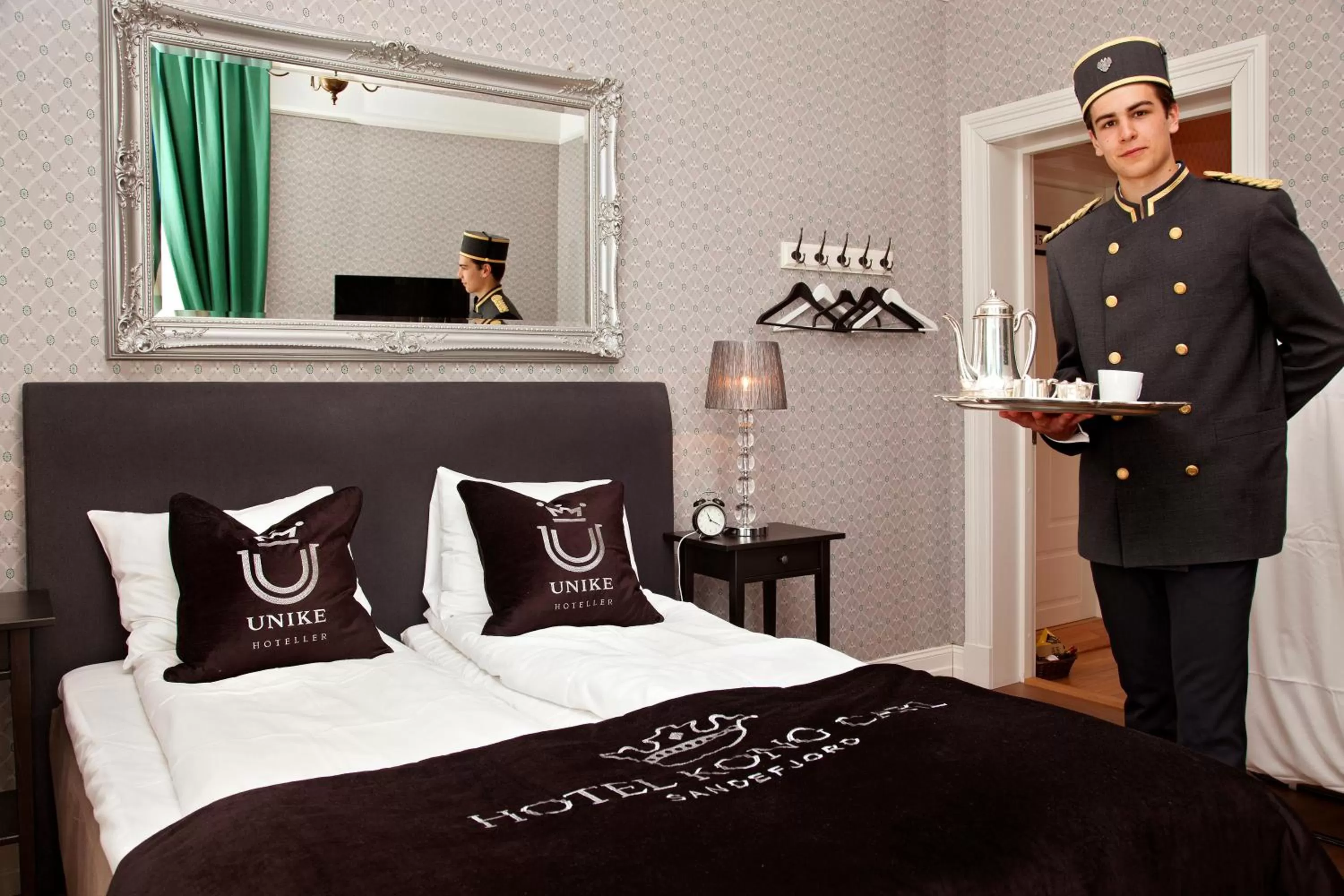 Staff, Bed in Hotel Kong Carl - Unike Hoteller