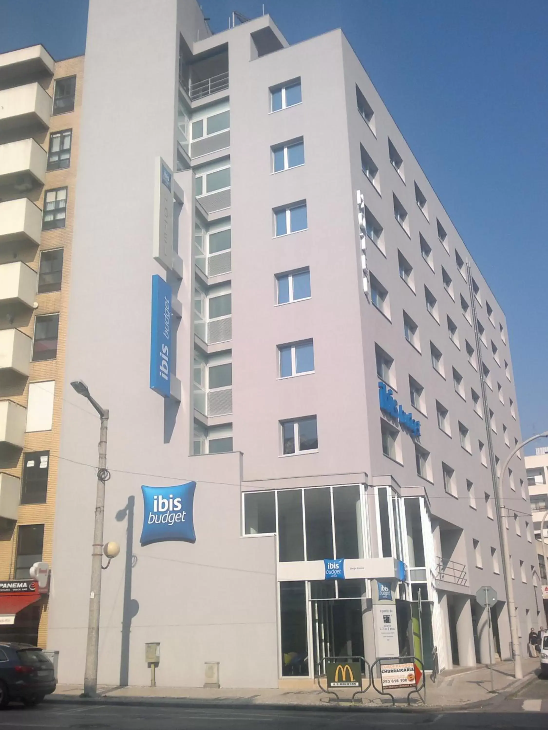 Facade/entrance, Property Building in Ibis Budget Braga Centro