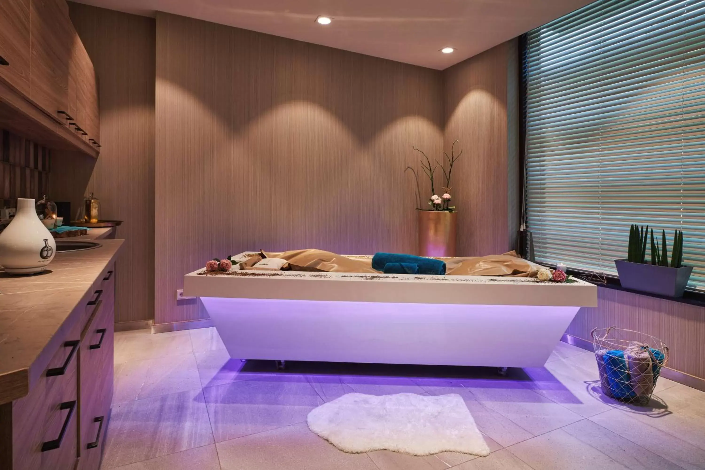 Spa and wellness centre/facilities in Radisson Blu Hotel & Residences