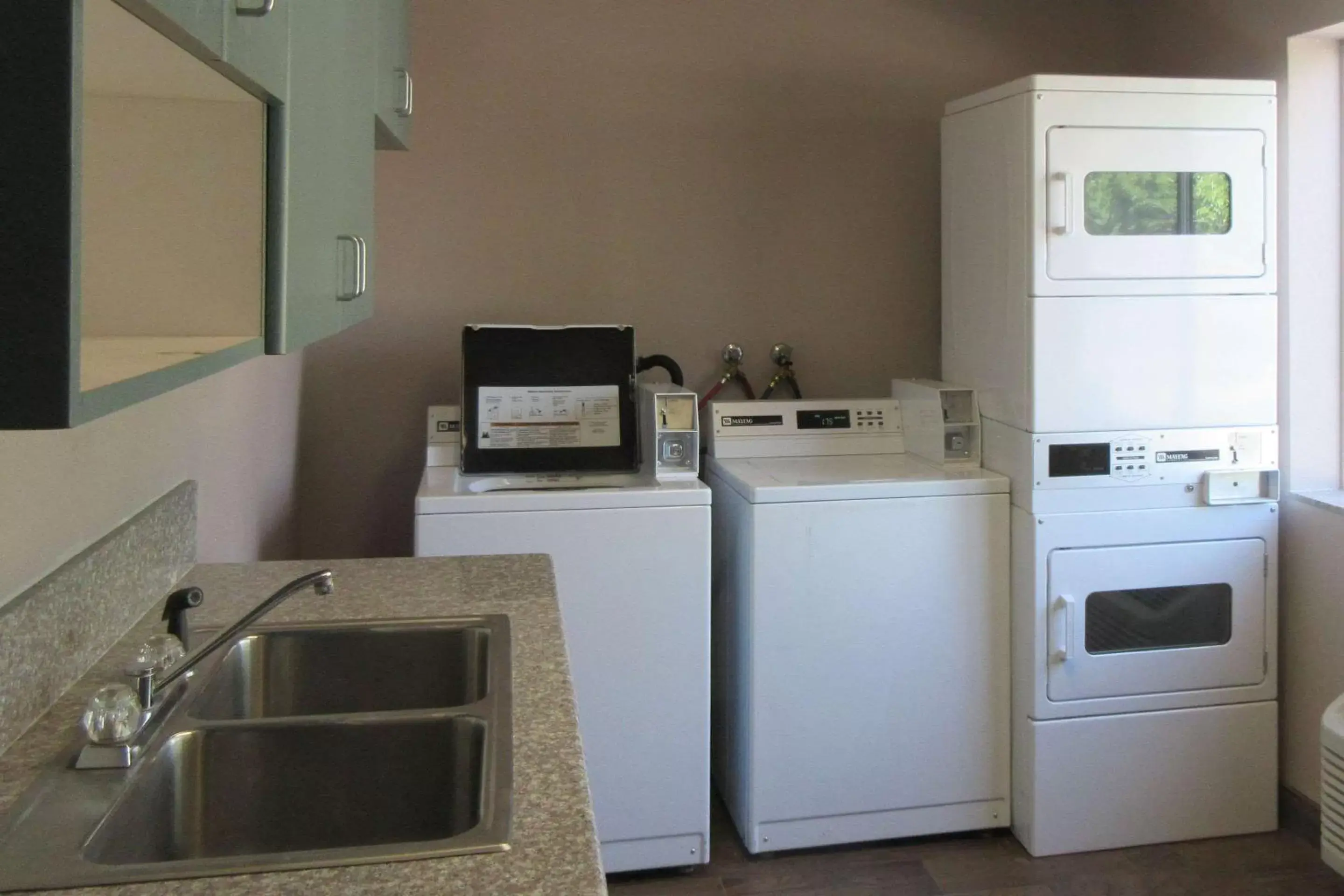 On site, Kitchen/Kitchenette in Quality Inn Spanish Fork North