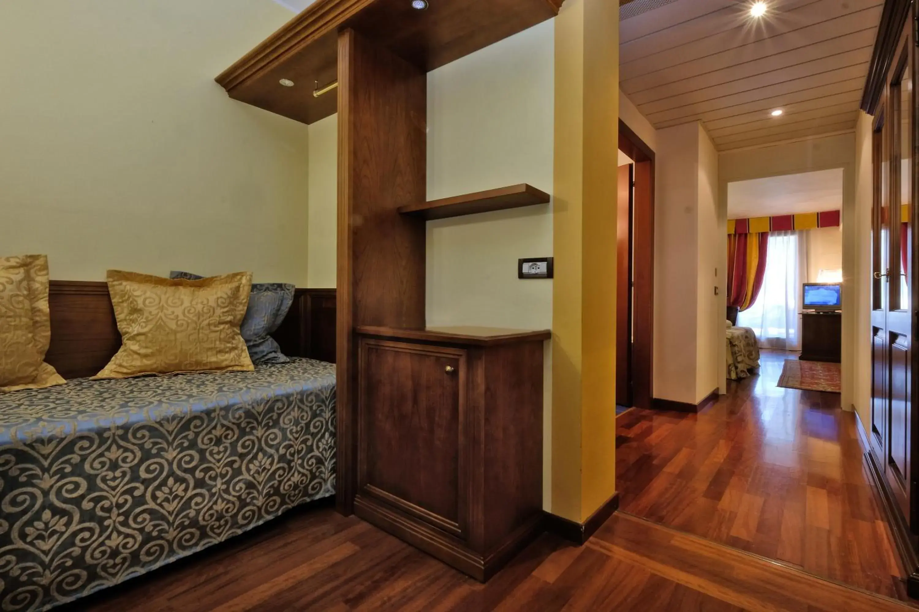 Bedroom, Bed in Villa Madrina Lovely and Dynamic Hotel Bedroom, Bed in Villa Madrina Lovely and Dynamic Hotel