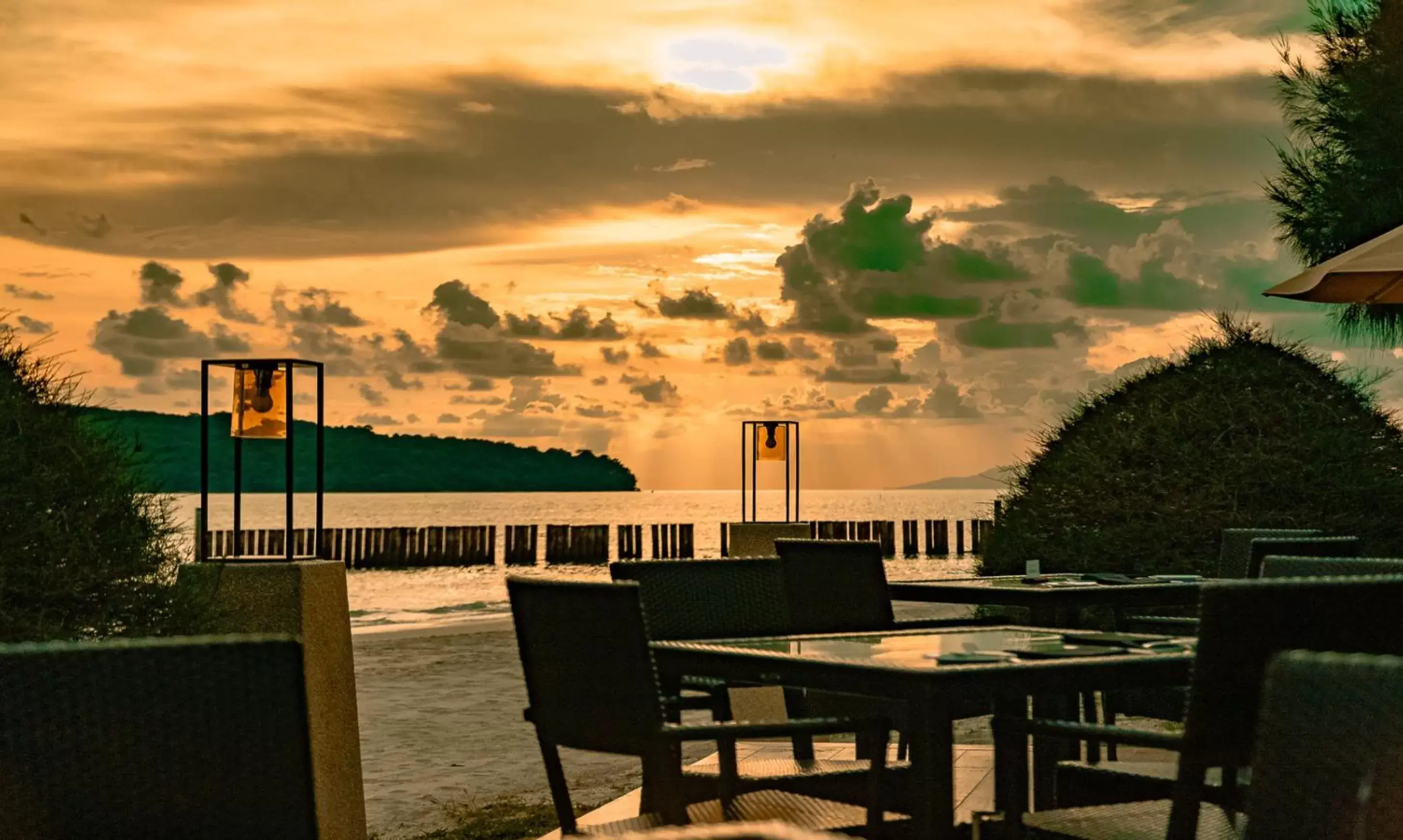 Restaurant/Places to Eat in Pelangi Beach Resort & Spa, Langkawi