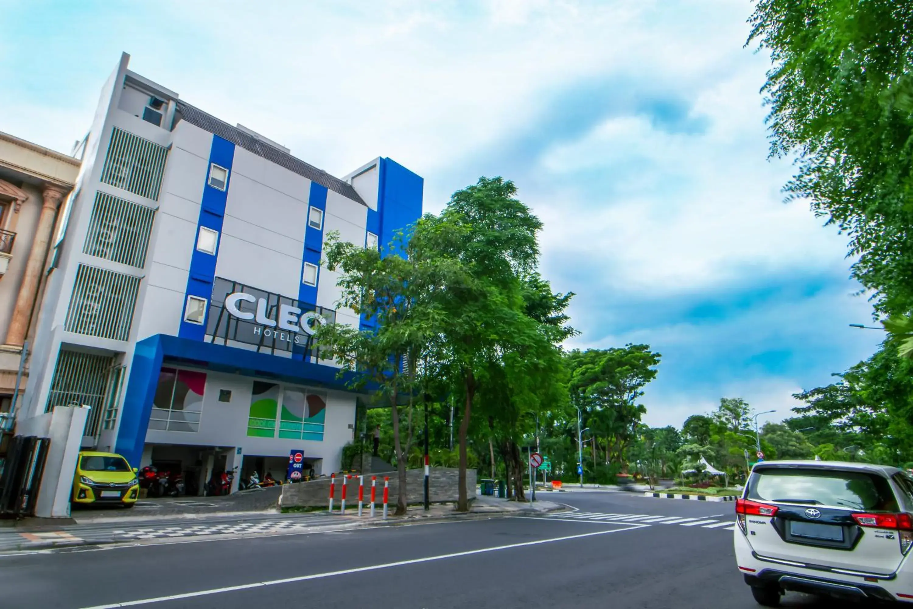 Street view, Property Building in Cleo Walikota Surabaya Hotel
