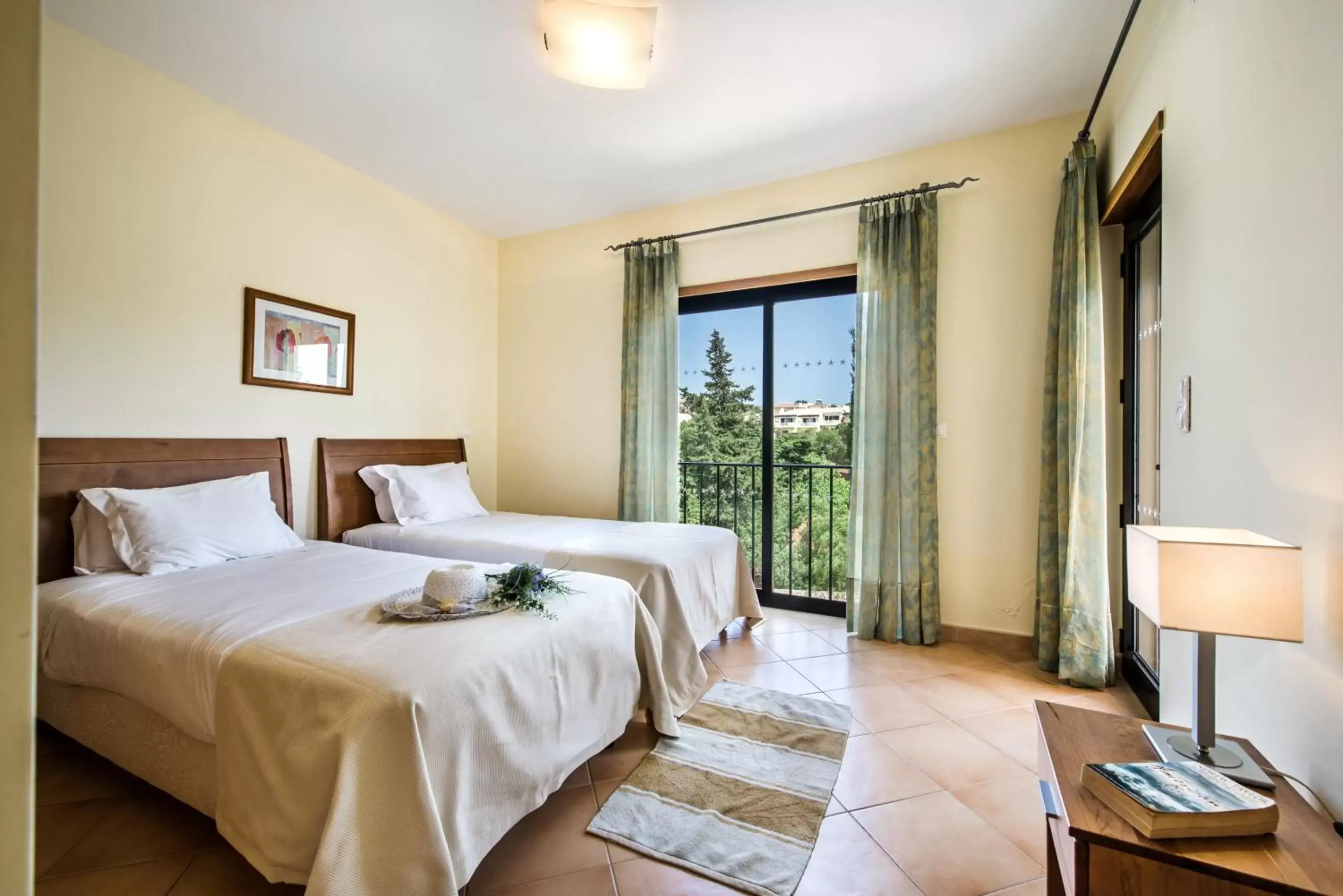 Bedroom, Room Photo in Estrela da Luz Resort