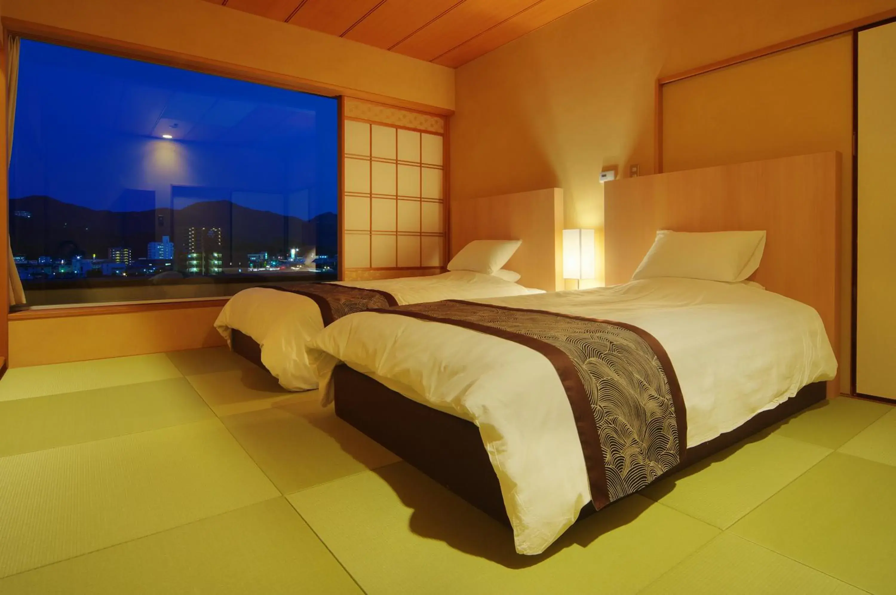 Bed in Jyoseikan Bed in Jyoseikan