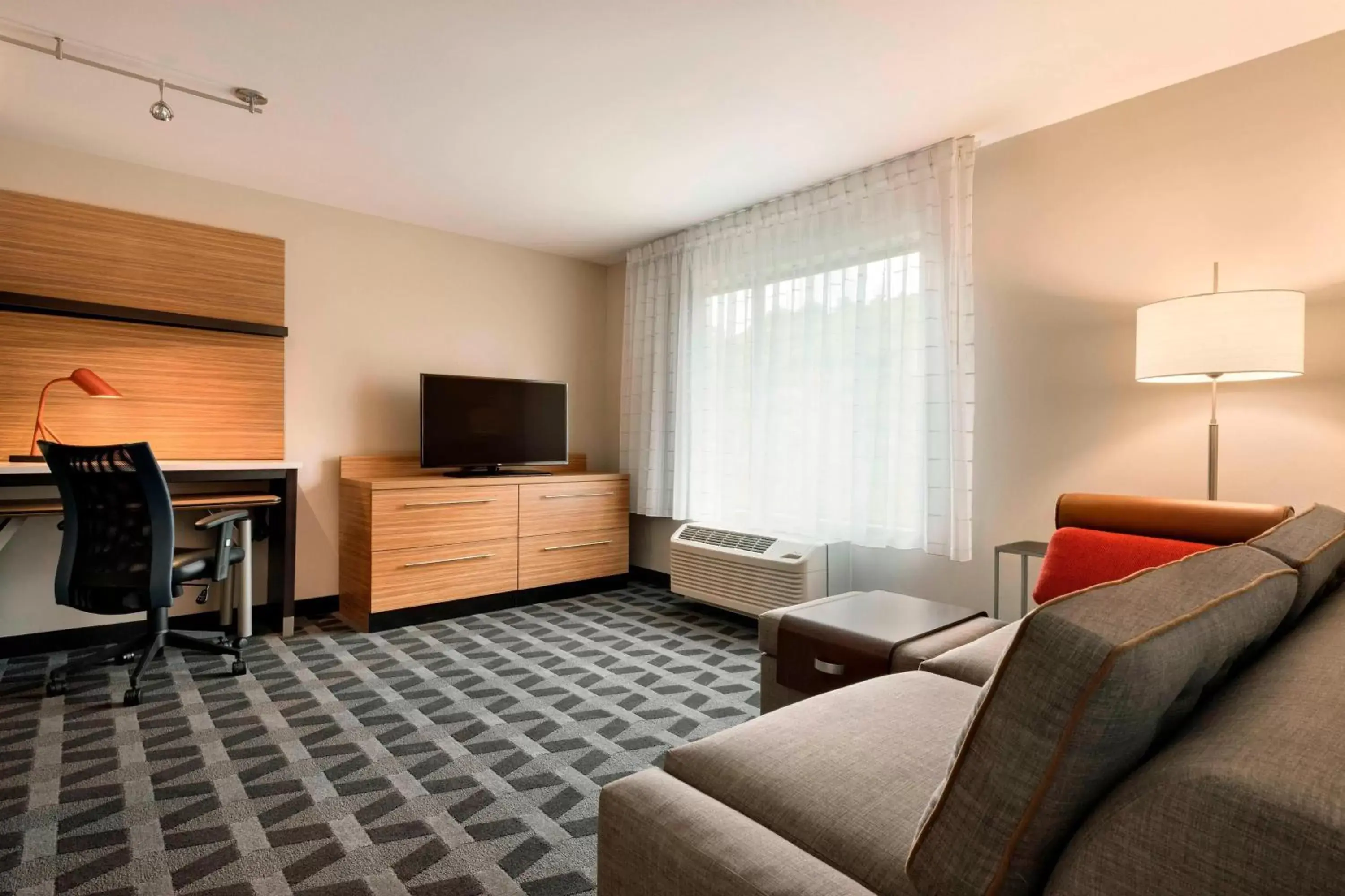 Living room, Seating Area in TownePlace Suites by Marriott Pittsburgh Airport/Robinson Township