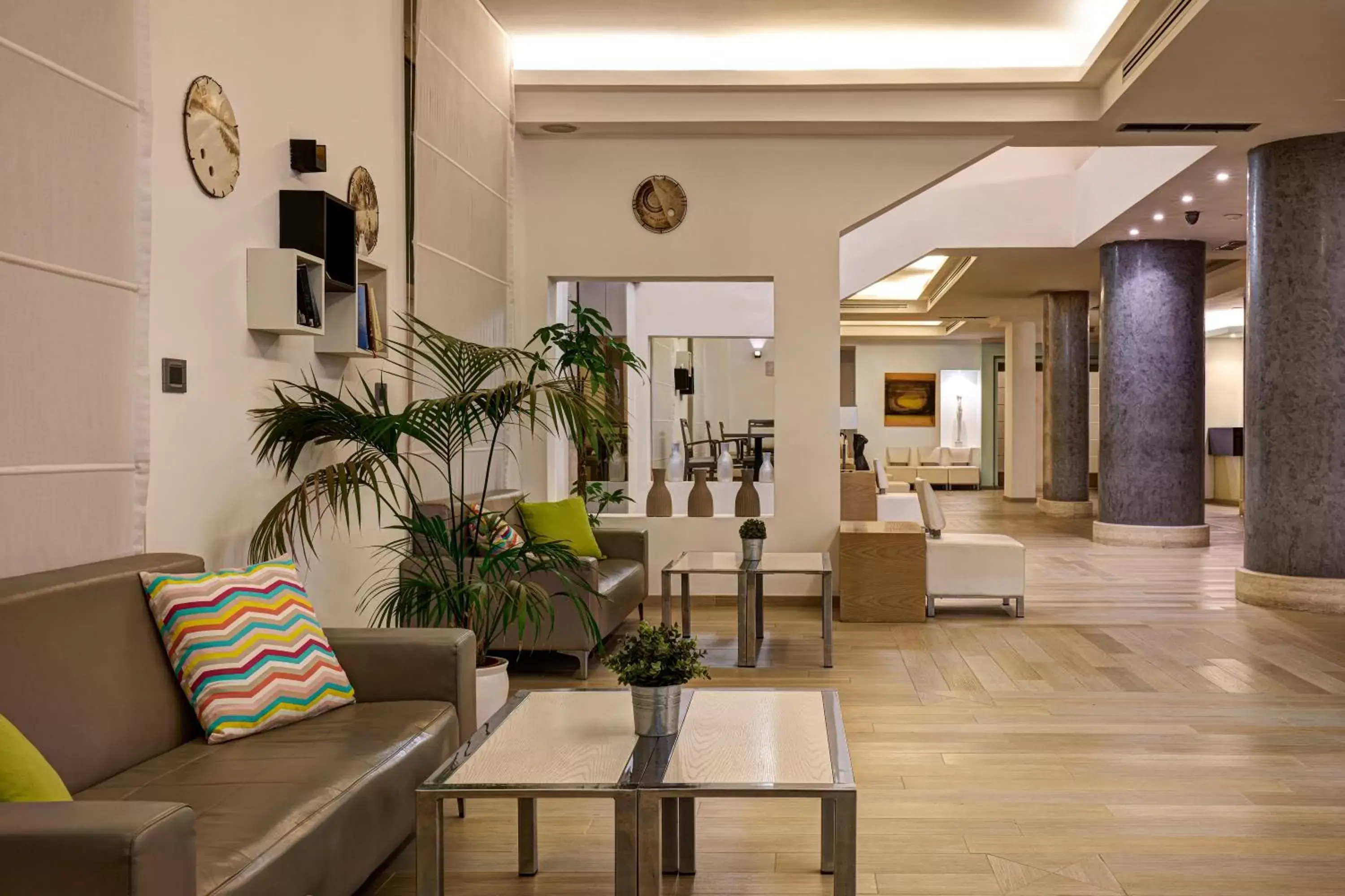 Lobby or reception, Lobby/Reception in Occidental Aurelia