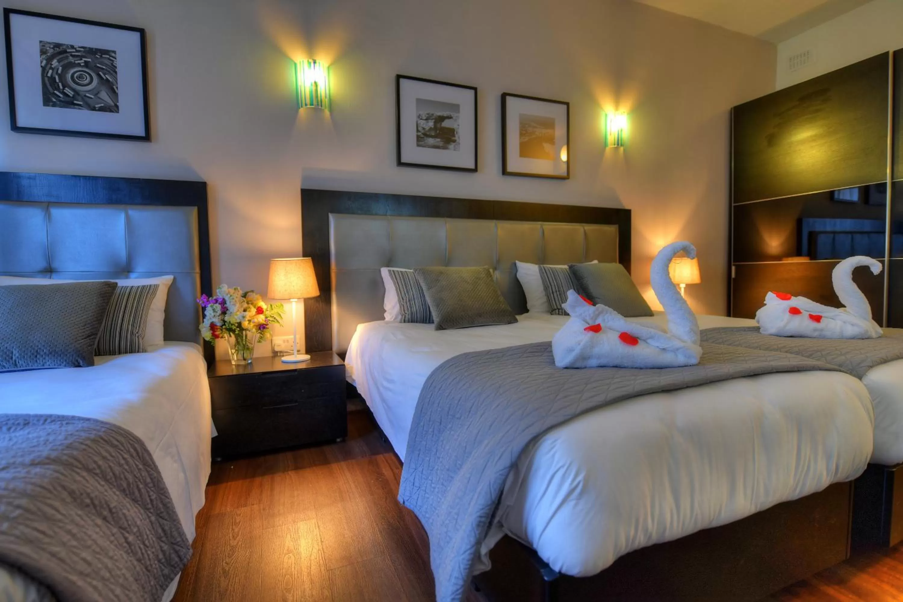 Photo of the whole room, Bed in St. Julian's Bay Hotel