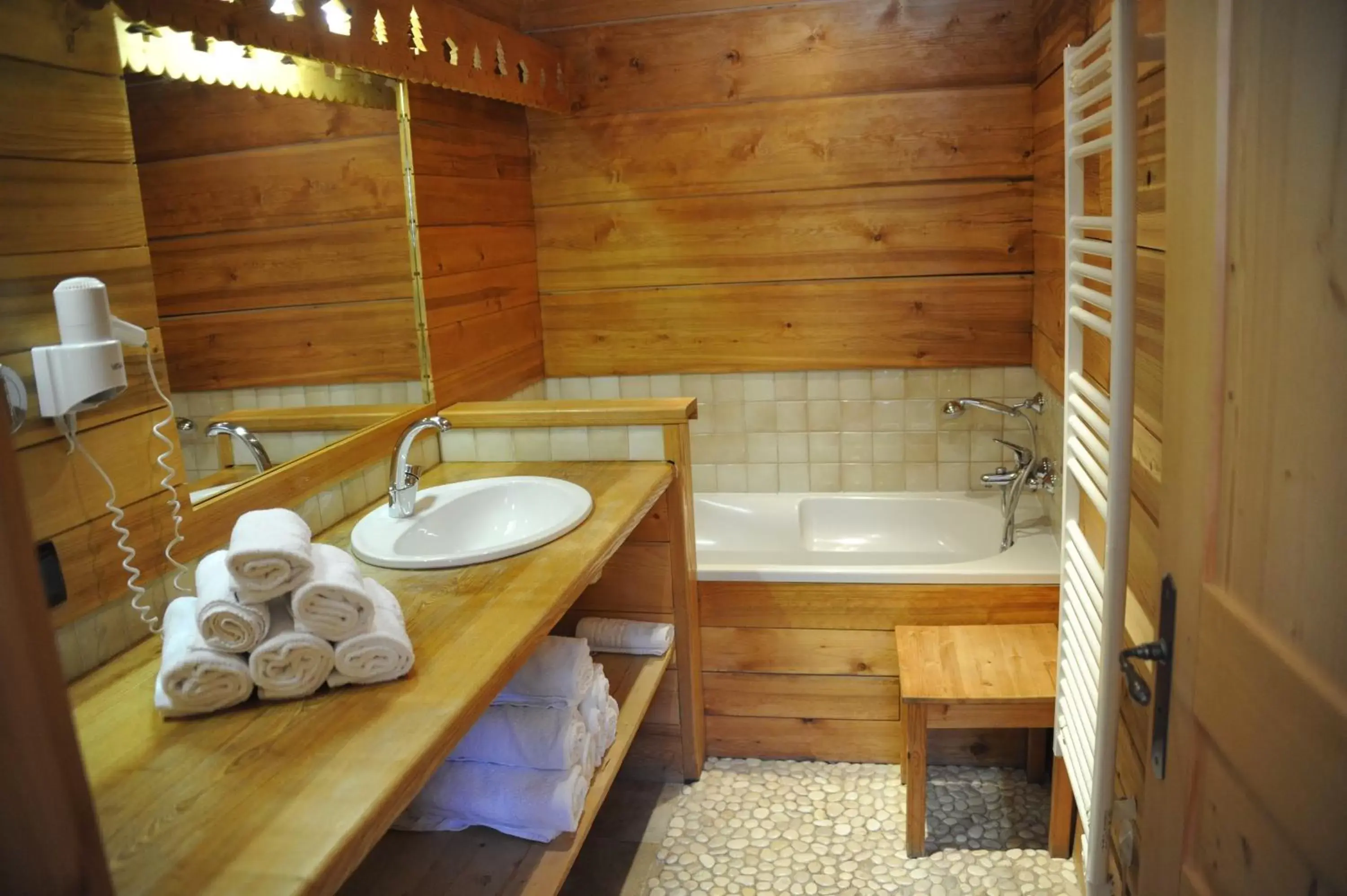 Bathroom in Hôtel Chalet Alpage