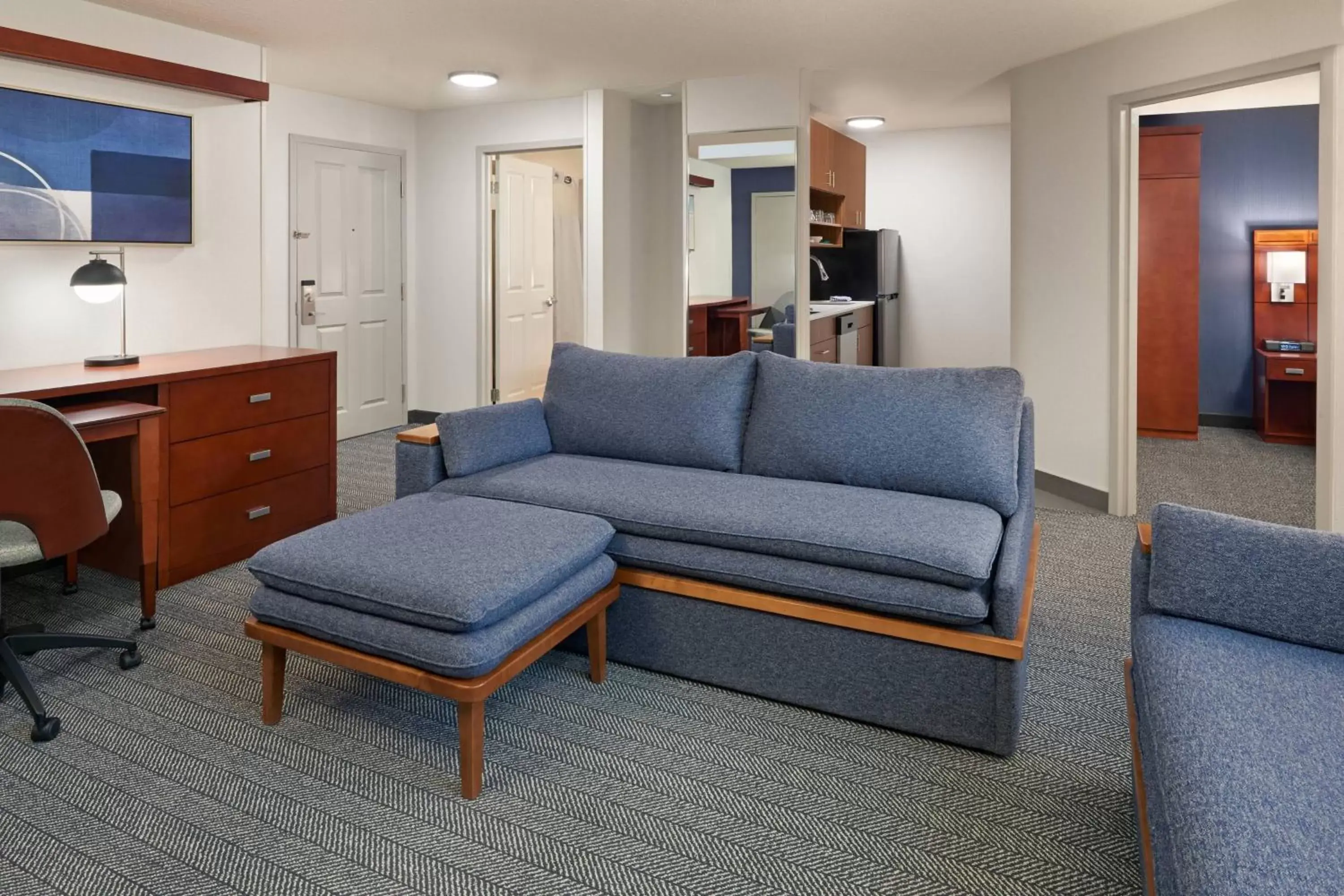 Living room, Seating Area in Courtyard by Marriott Waterloo St. Jacobs