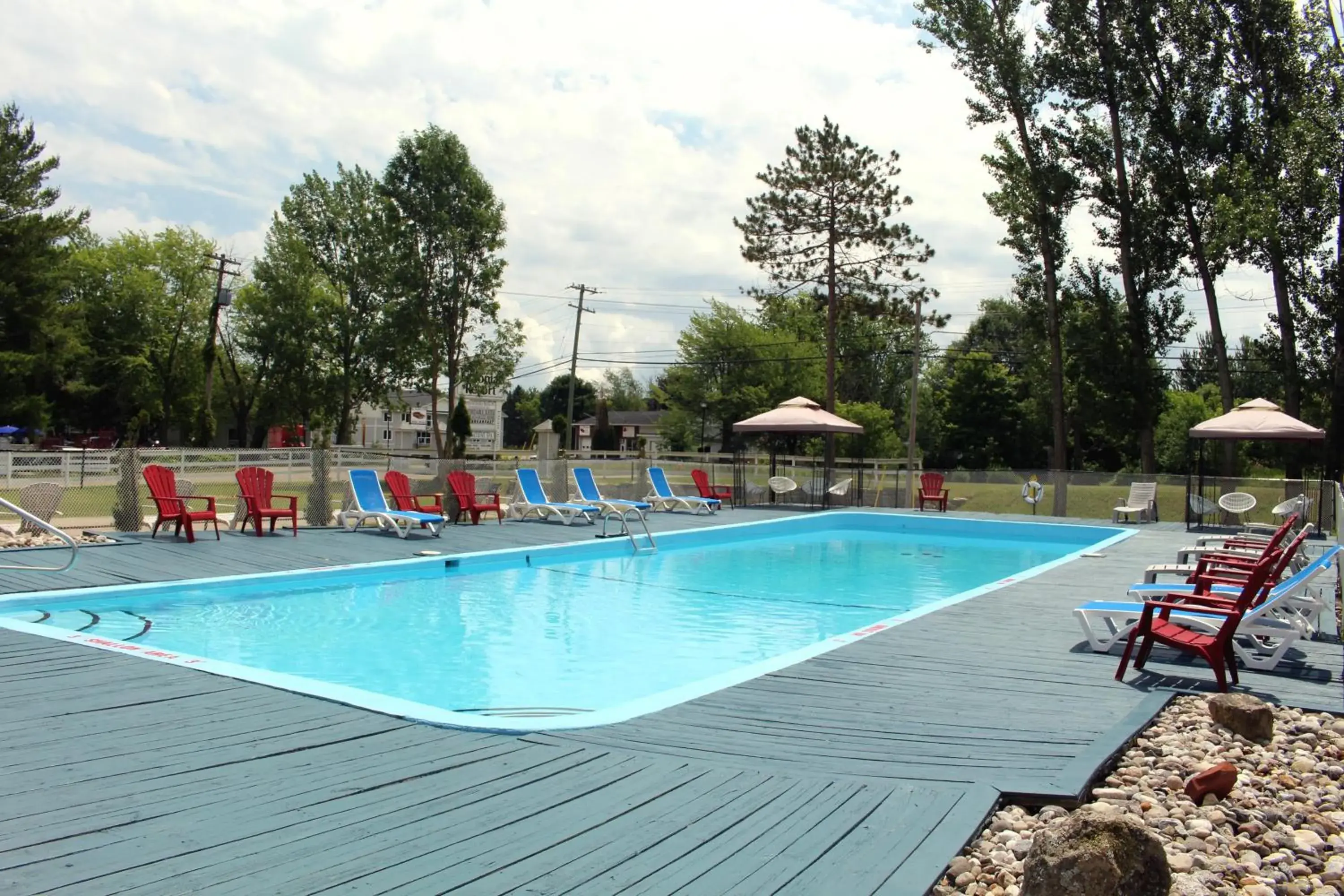 Swimming Pool in Colonial Resort & Spa