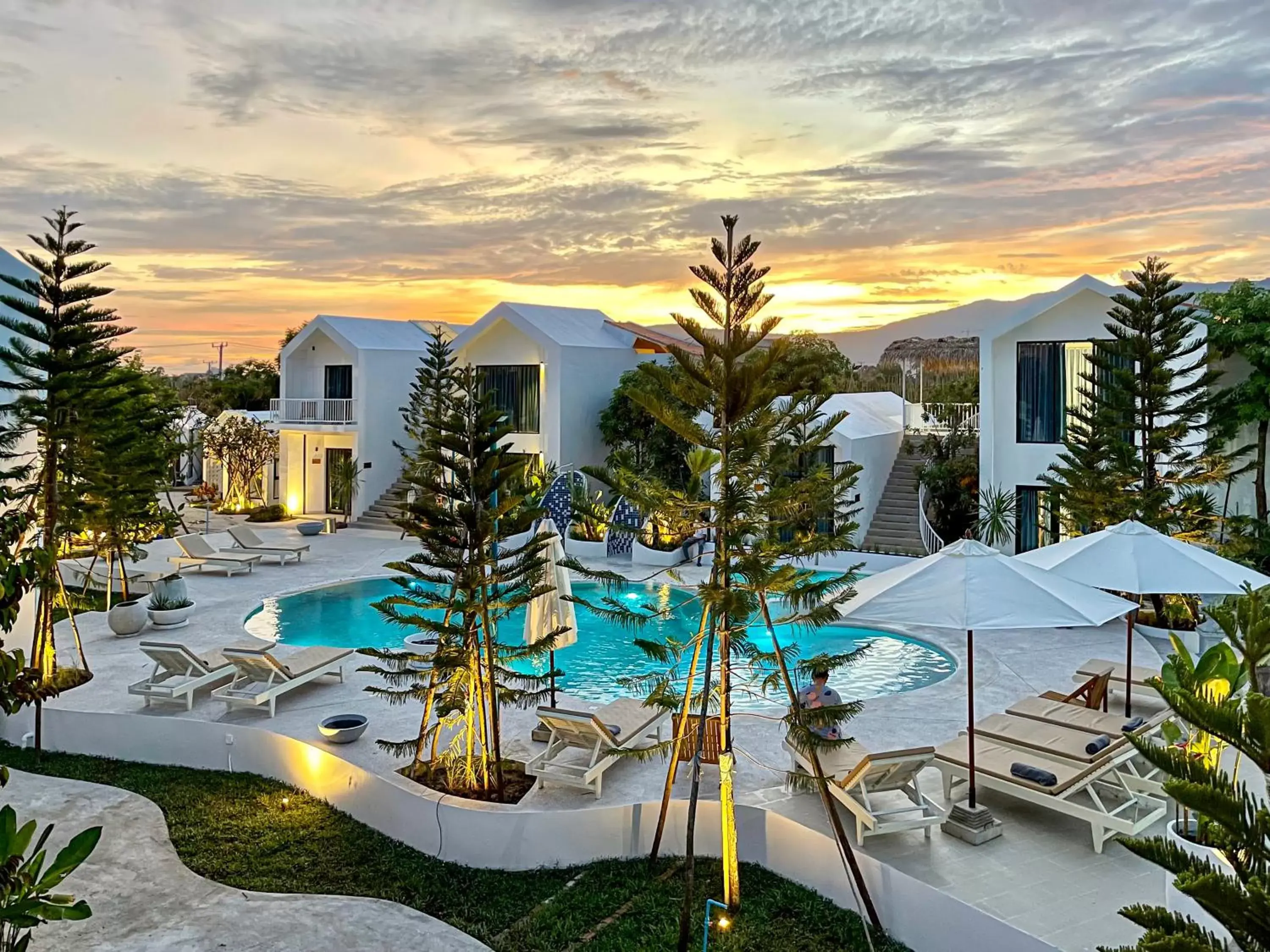 Swimming pool in Montagne Residence Swimming pool in Montagne Residence