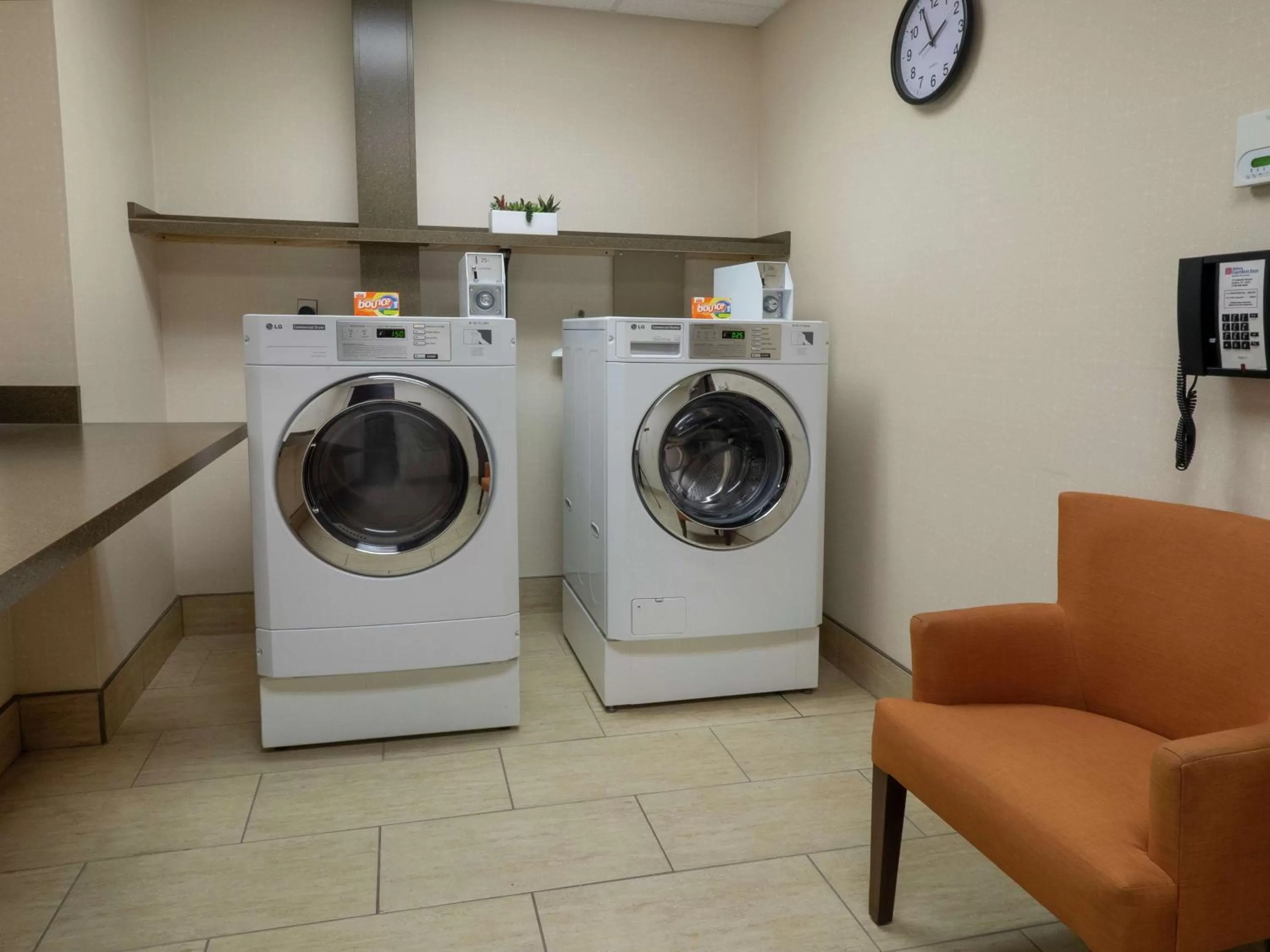 Property building in The Hilton Garden Inn Buffalo-Downtown