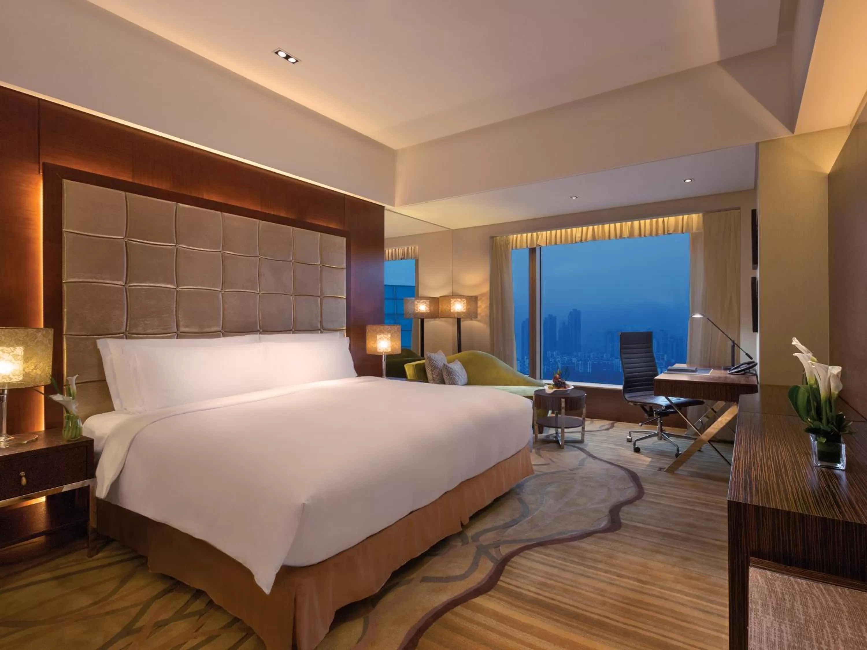Bedroom, Bed in Kempinski Hotel Chongqing - Complimentary 500ml Home-Brewed beer voucher upon check-in