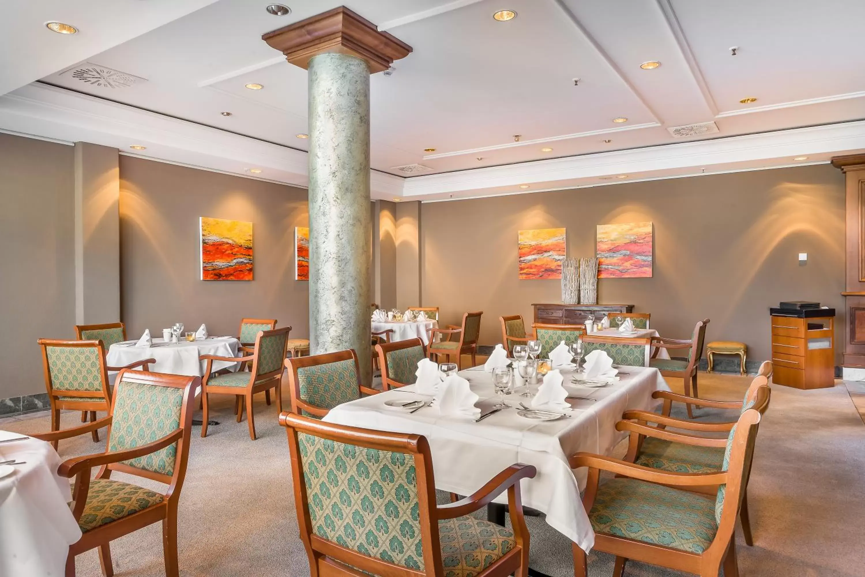 Restaurant/places to eat in Garner Hotel Rüsselsheim by IHG Restaurant/places to eat in Garner Hotel Rüsselsheim by IHG