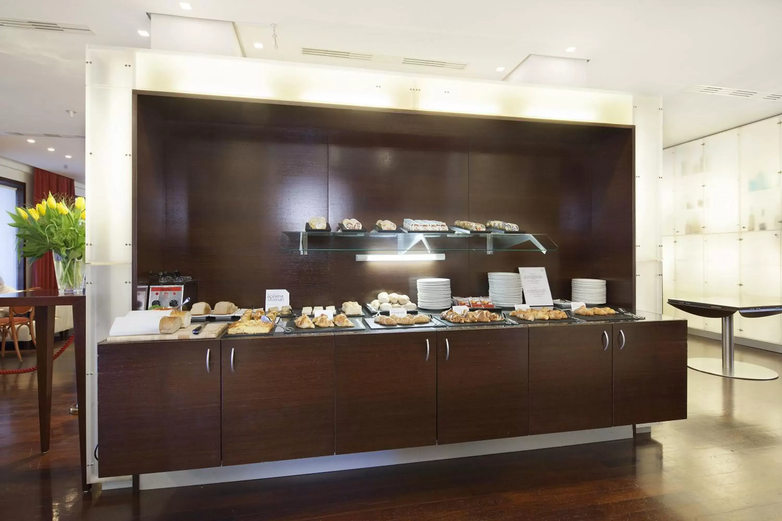 Buffet breakfast, Restaurant/Places to Eat in Hotel Igea