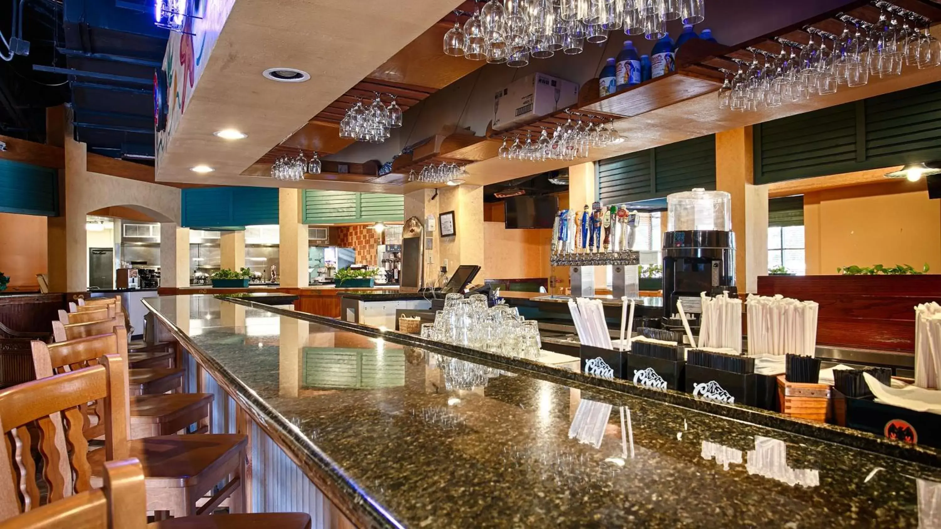 Lounge or bar in Best Western Orlando Gateway Hotel