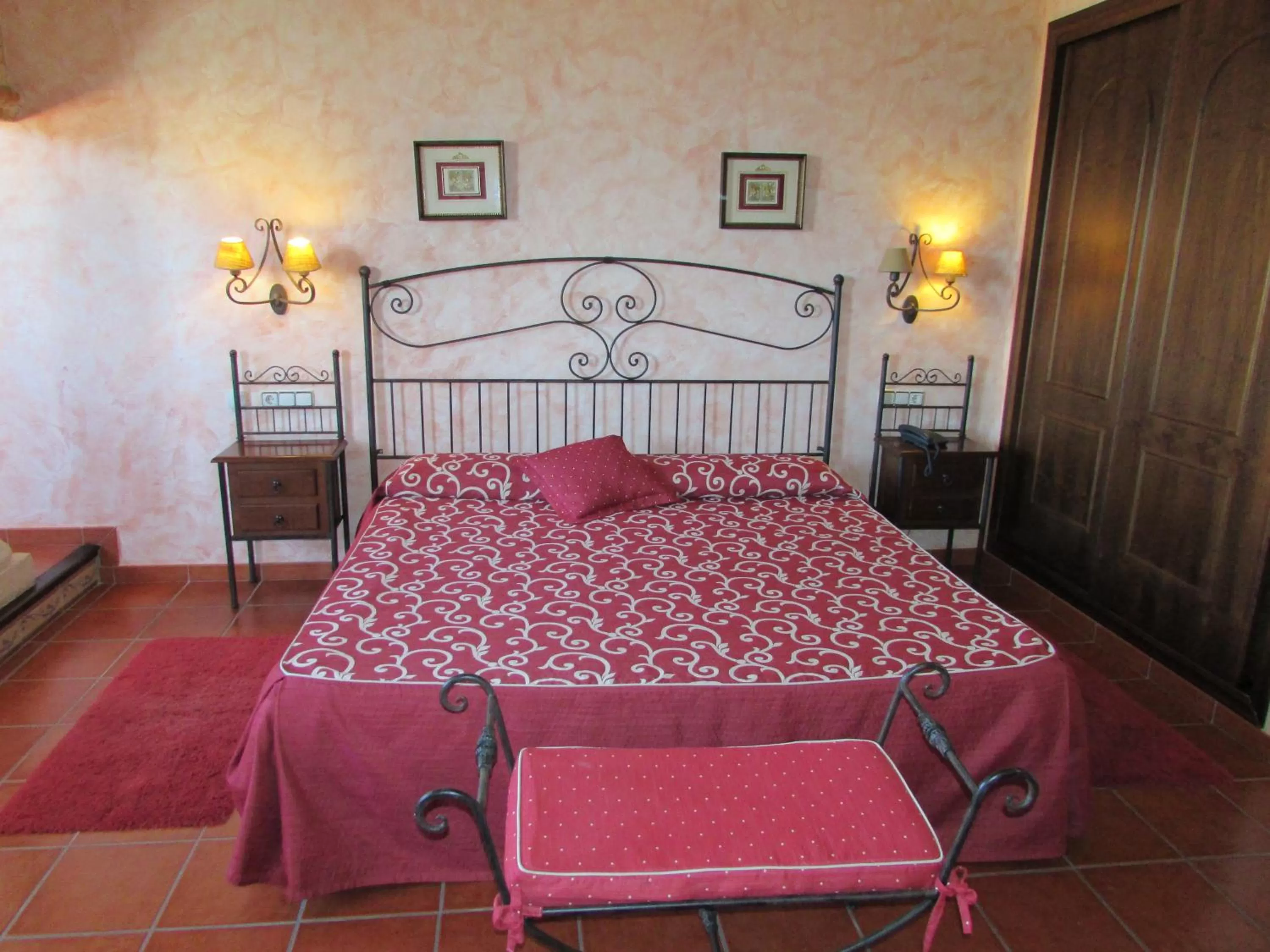 Bed in Hotel Real Castillo