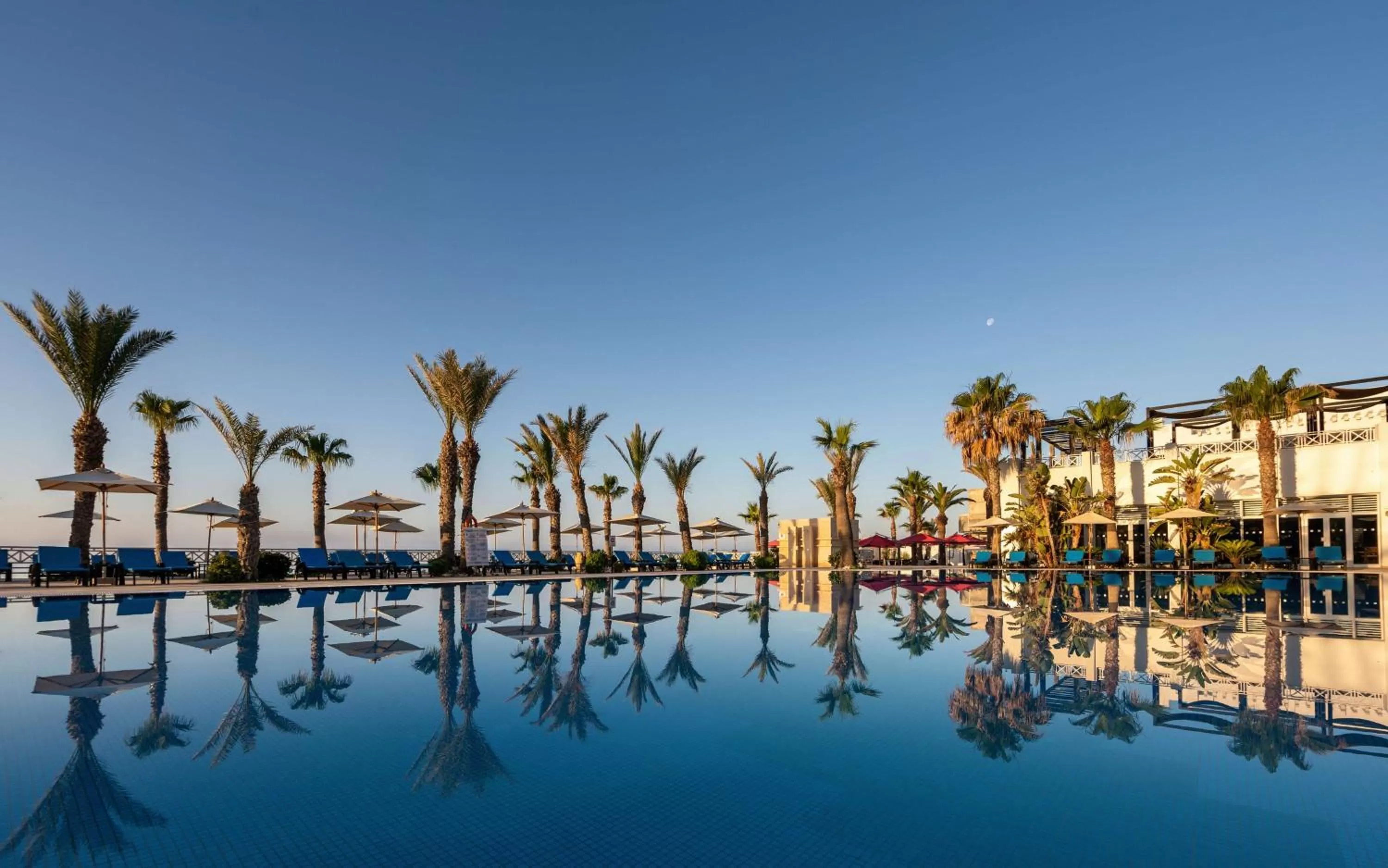 Pool view in Radisson Blu Resort & Thalasso Hammamet