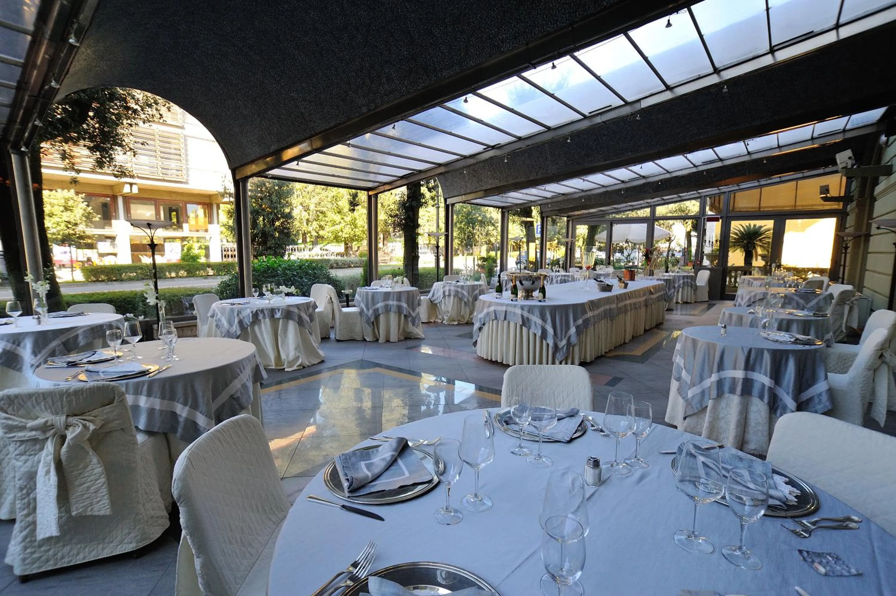 Restaurant/places to eat in Grand Hotel Tettuccio