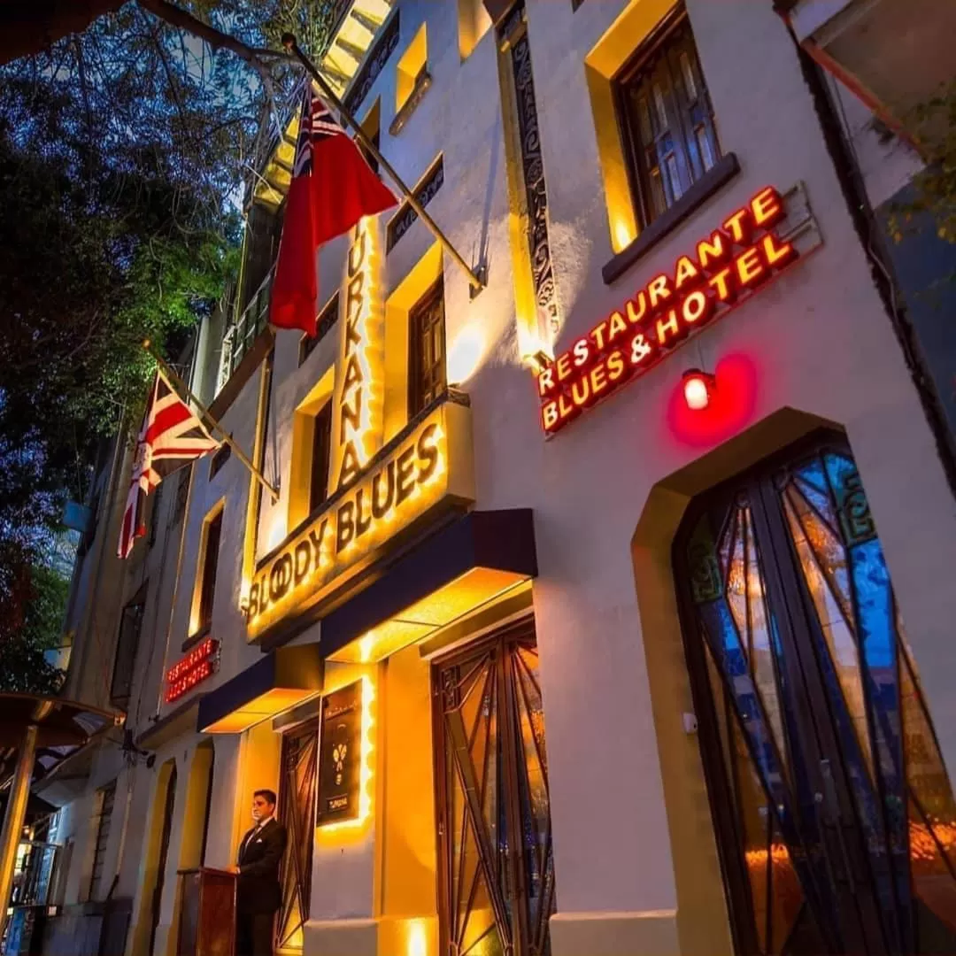 Property building in Hotel Parque México Suites at Condesa