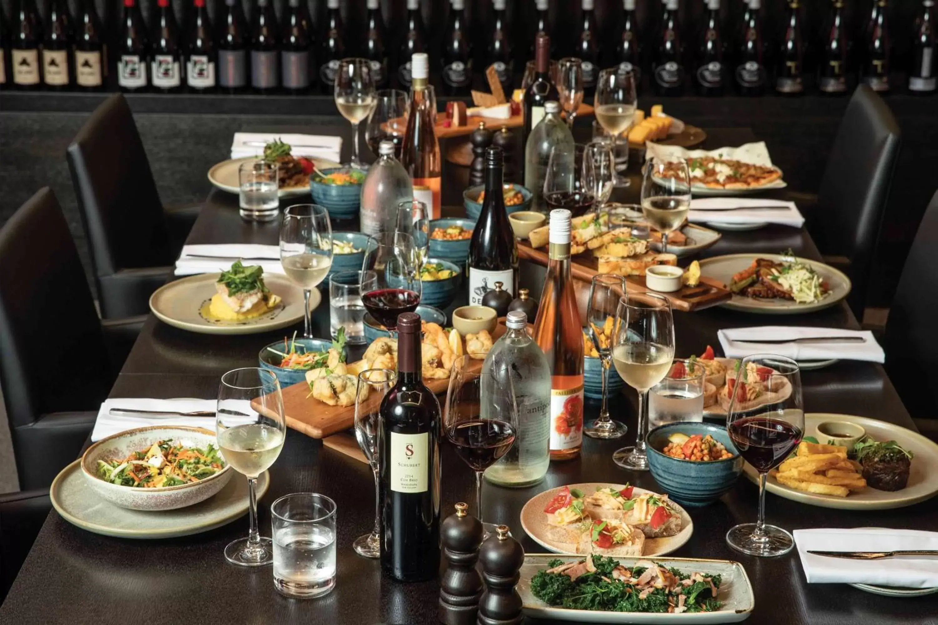 Restaurant/places to eat in Rydges Wellington Airport Restaurant/places to eat in Rydges Wellington Airport