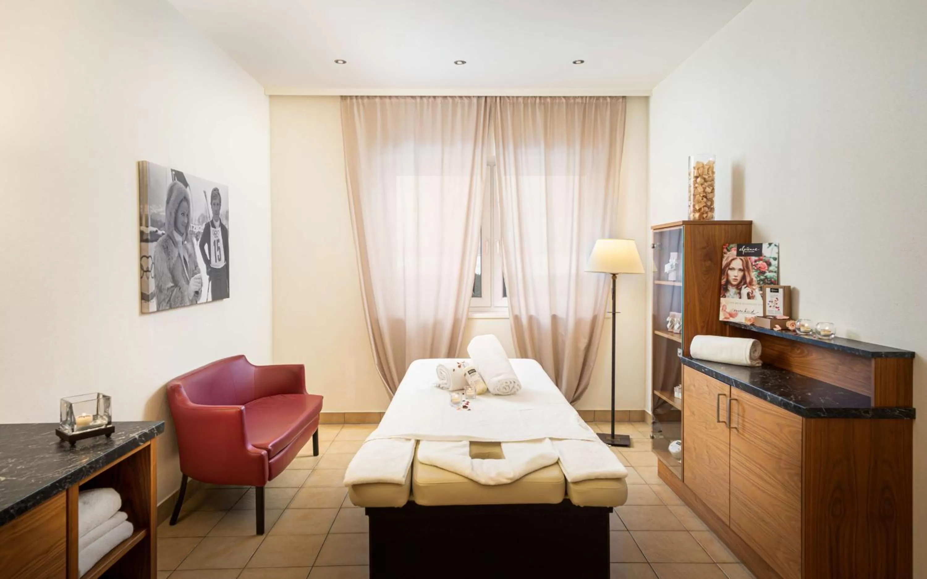 Spa and wellness centre/facilities, Bed in KUHOTEL by Rilano