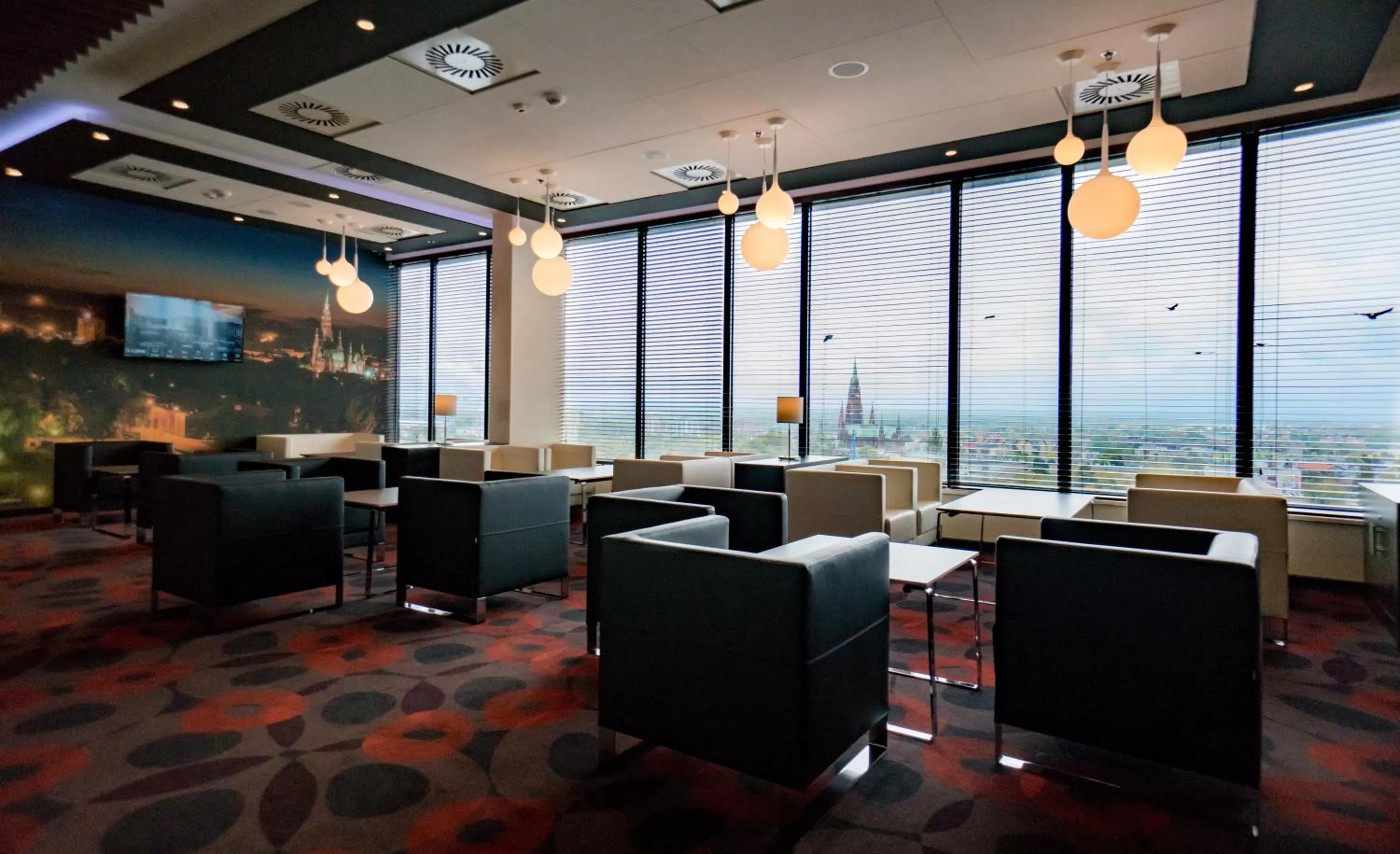 Lounge or bar in Holiday Inn Dąbrowa Górnicza-Katowice by IHG