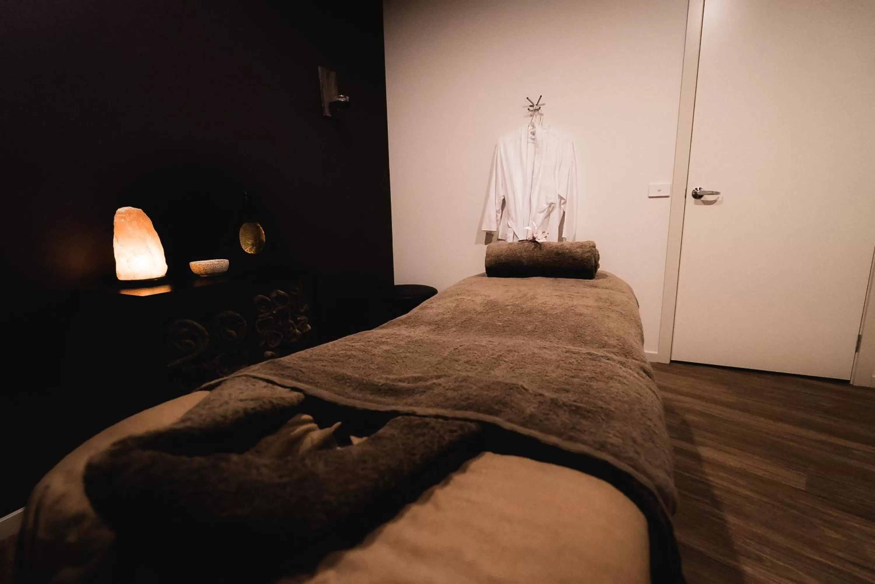 Massage, Bed in Quality Hotel Point Cook