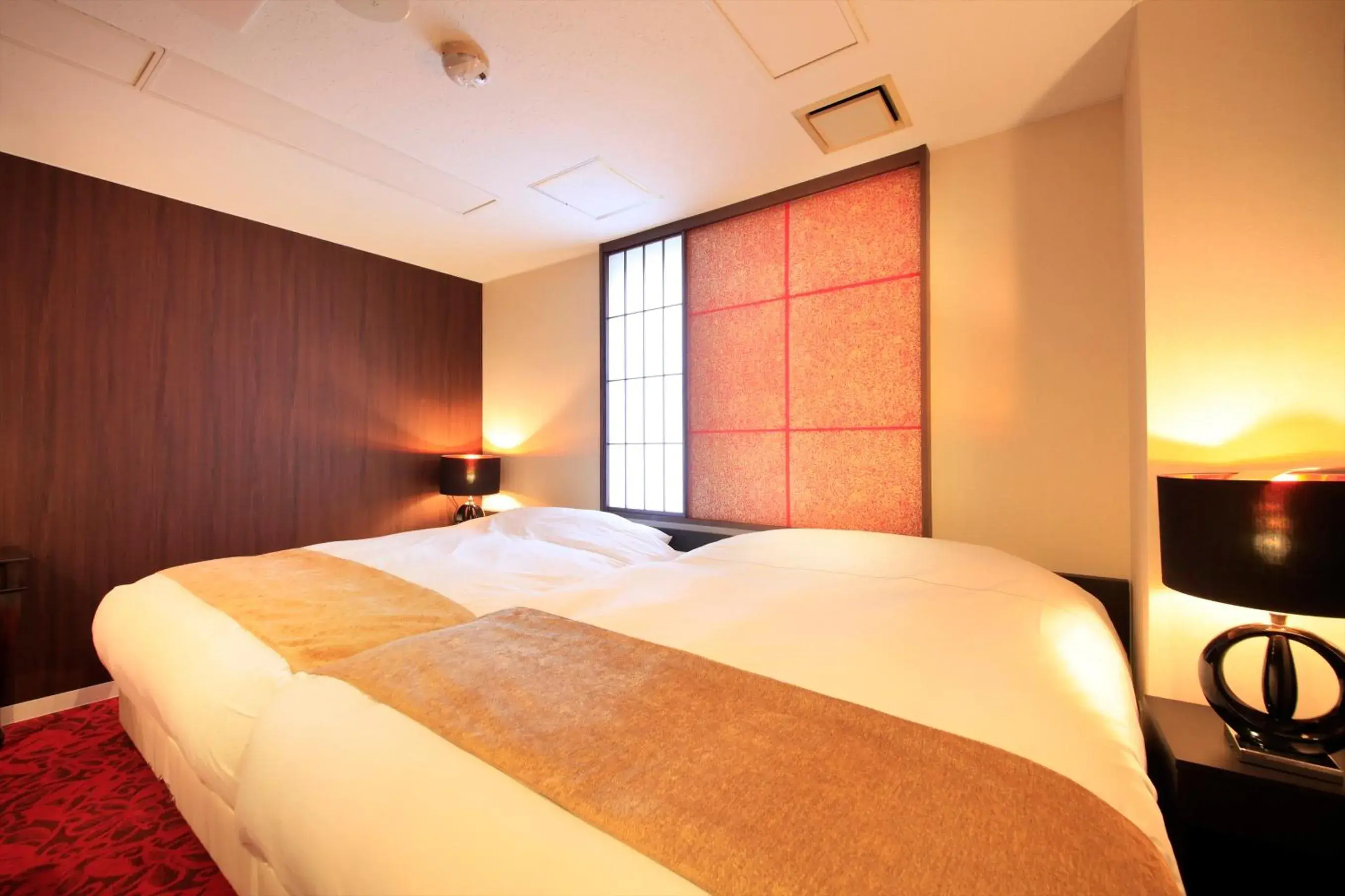 Photo of the whole room, Bed in Centurion Hotel Villa Suite Fukui Station