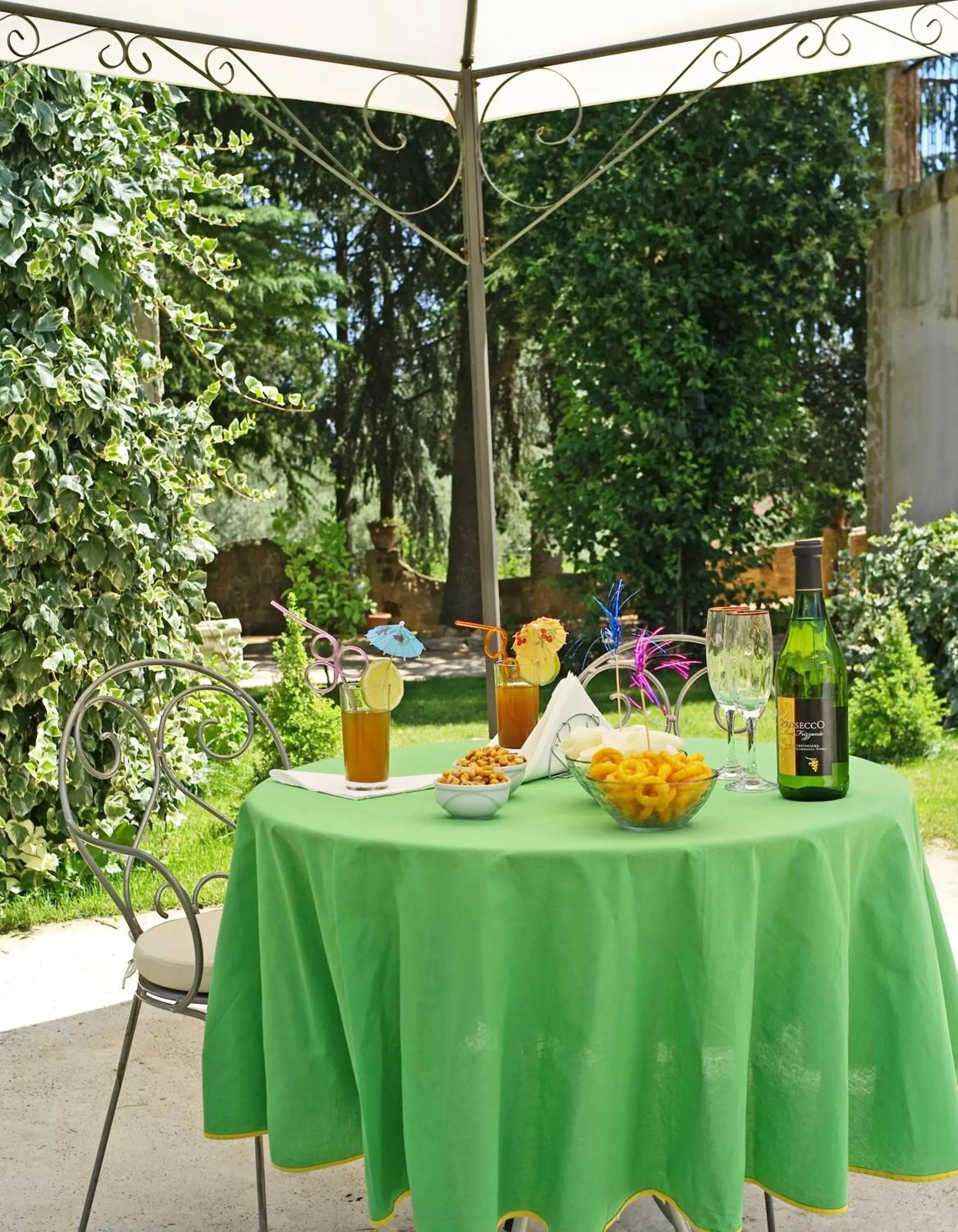 Garden, Food in B&B Villa Casablanca